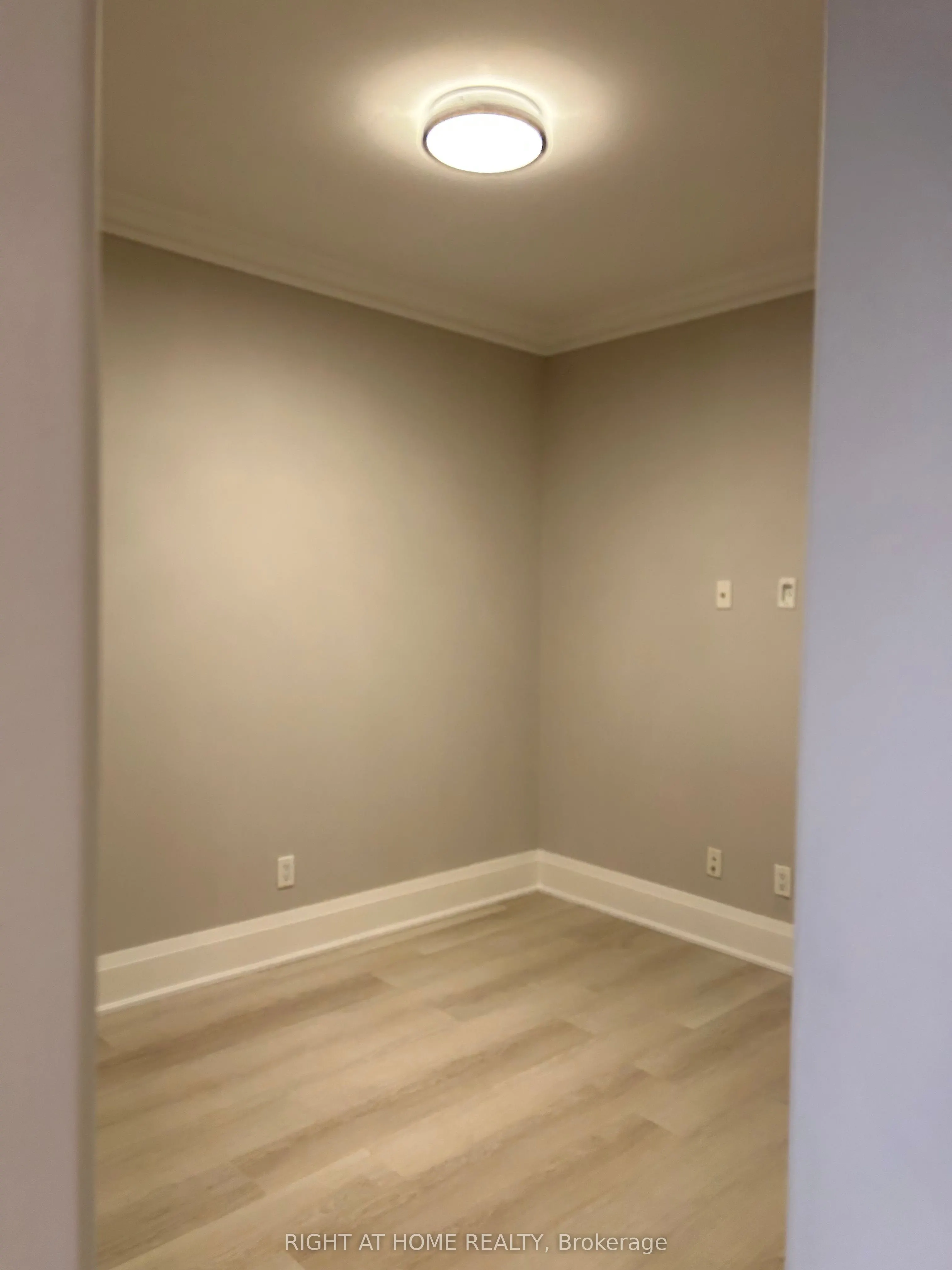 100 Harrison Garden Boulevard, #GPH23