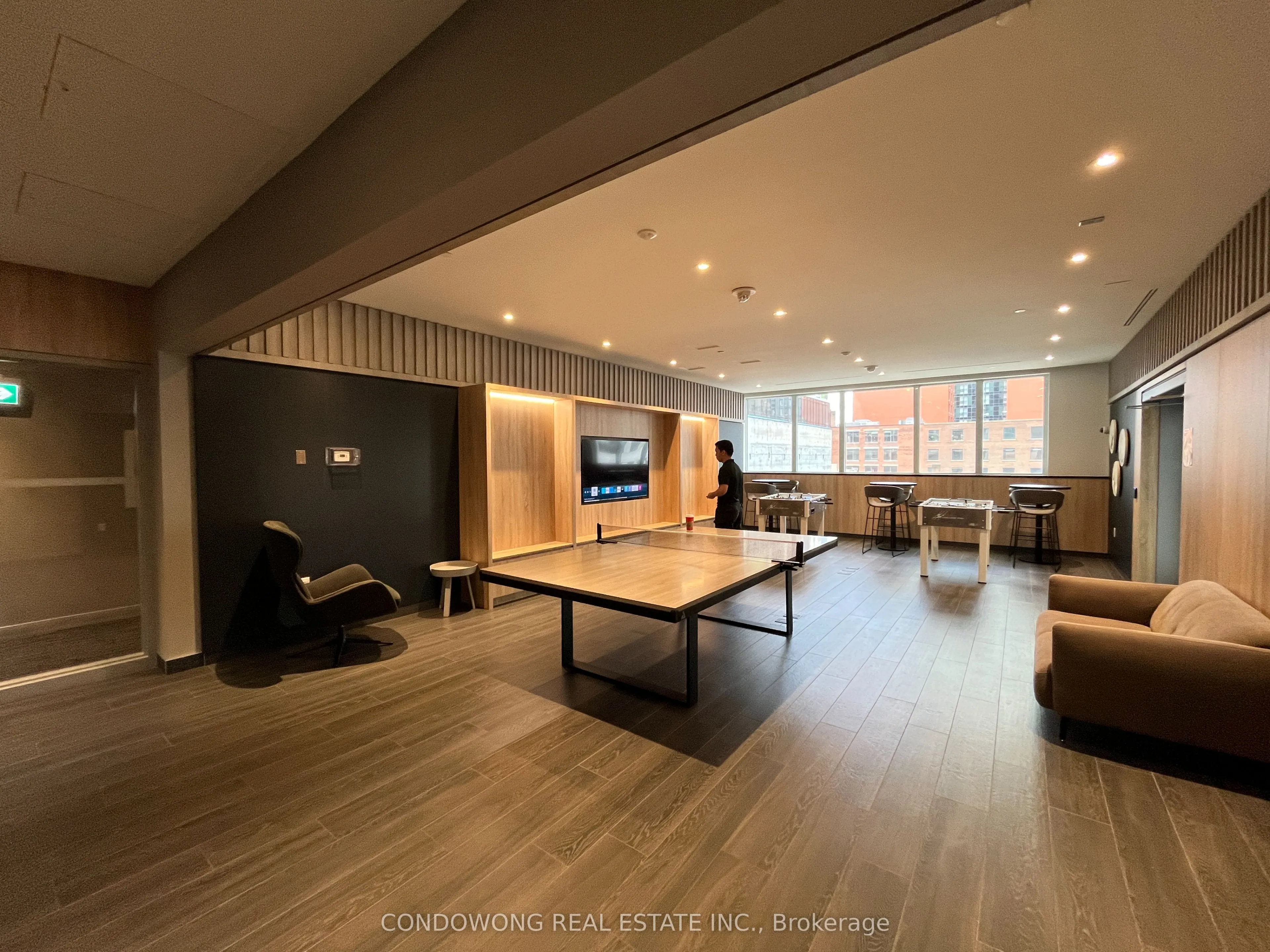 357 King Street W, #2309