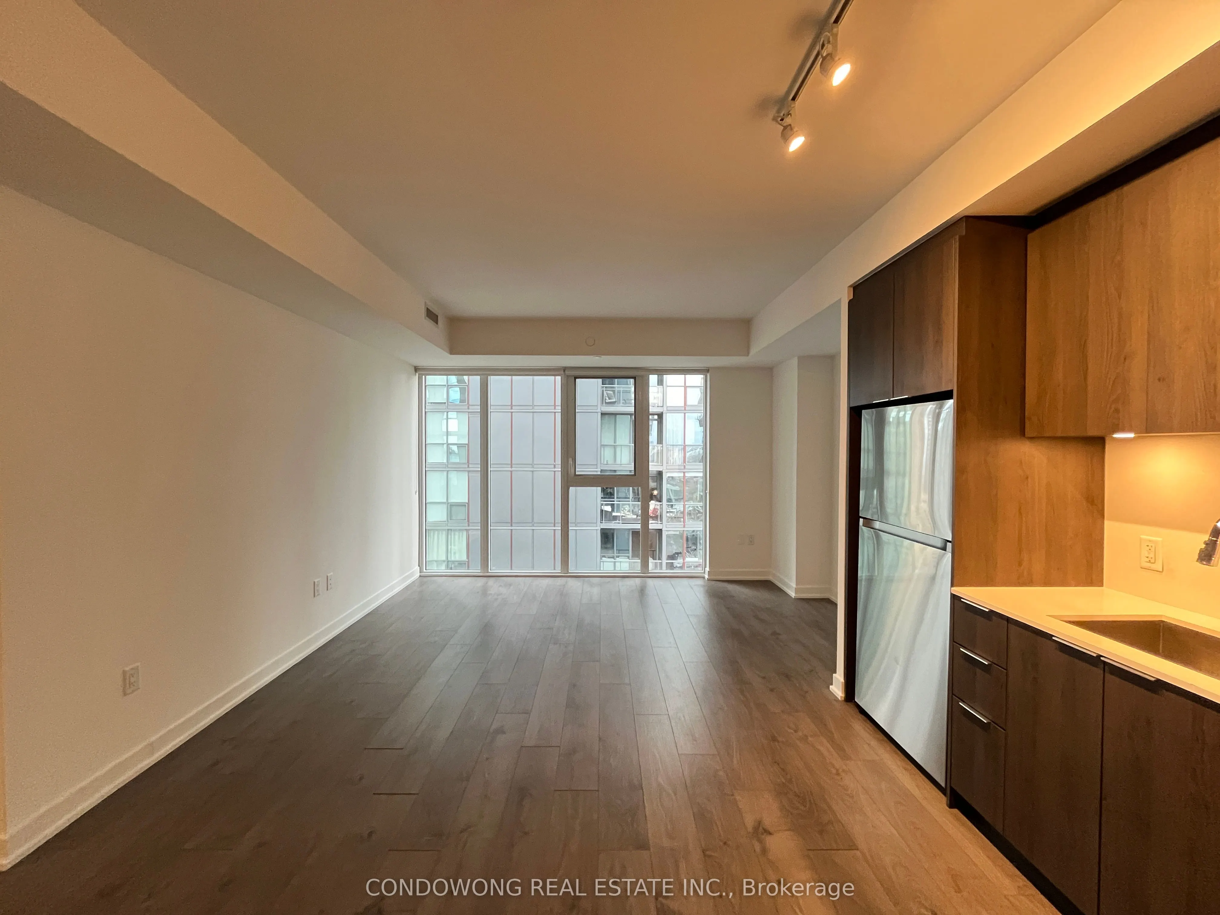 357 King Street W, #2309