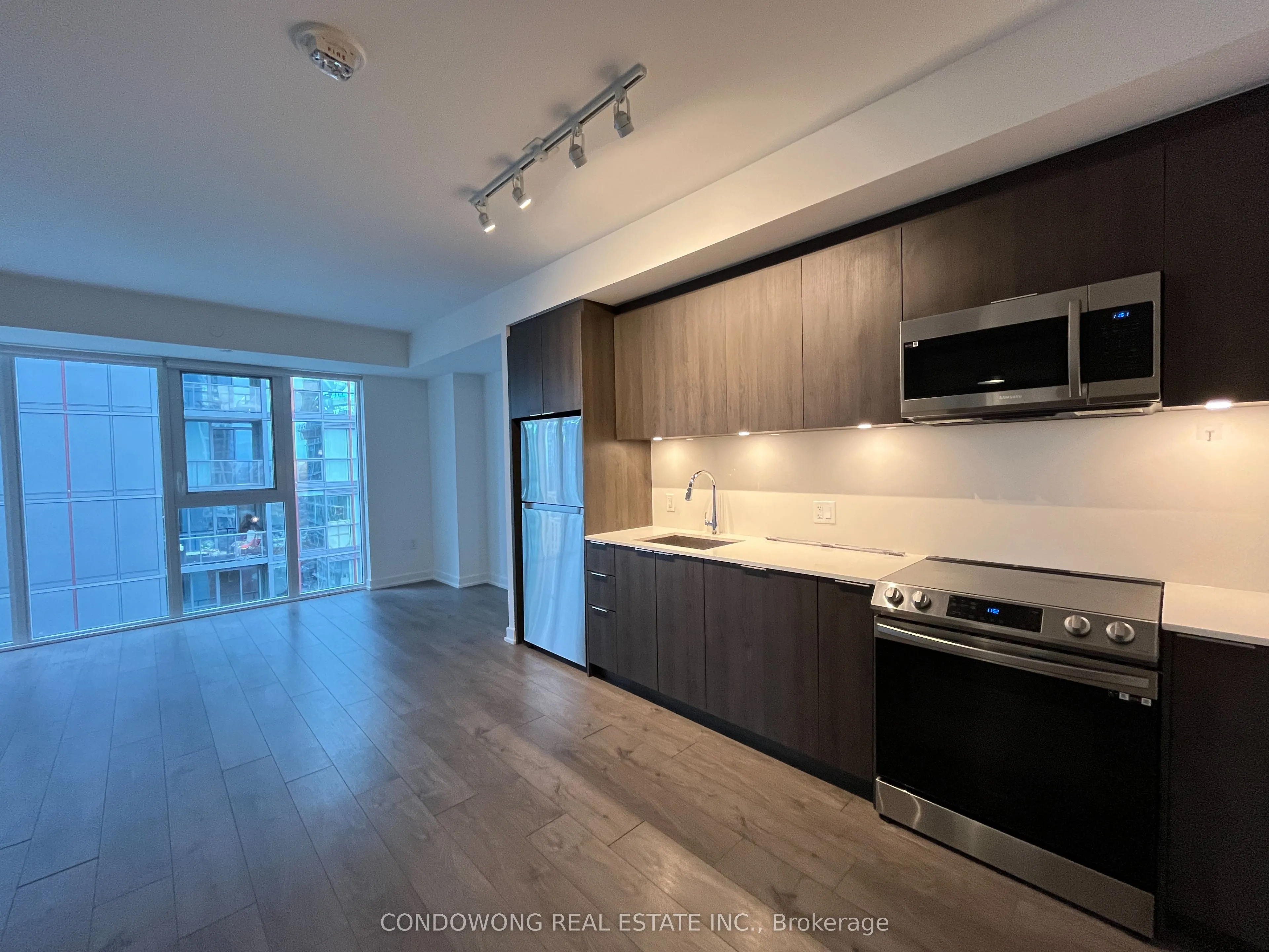 357 King Street W, #2309