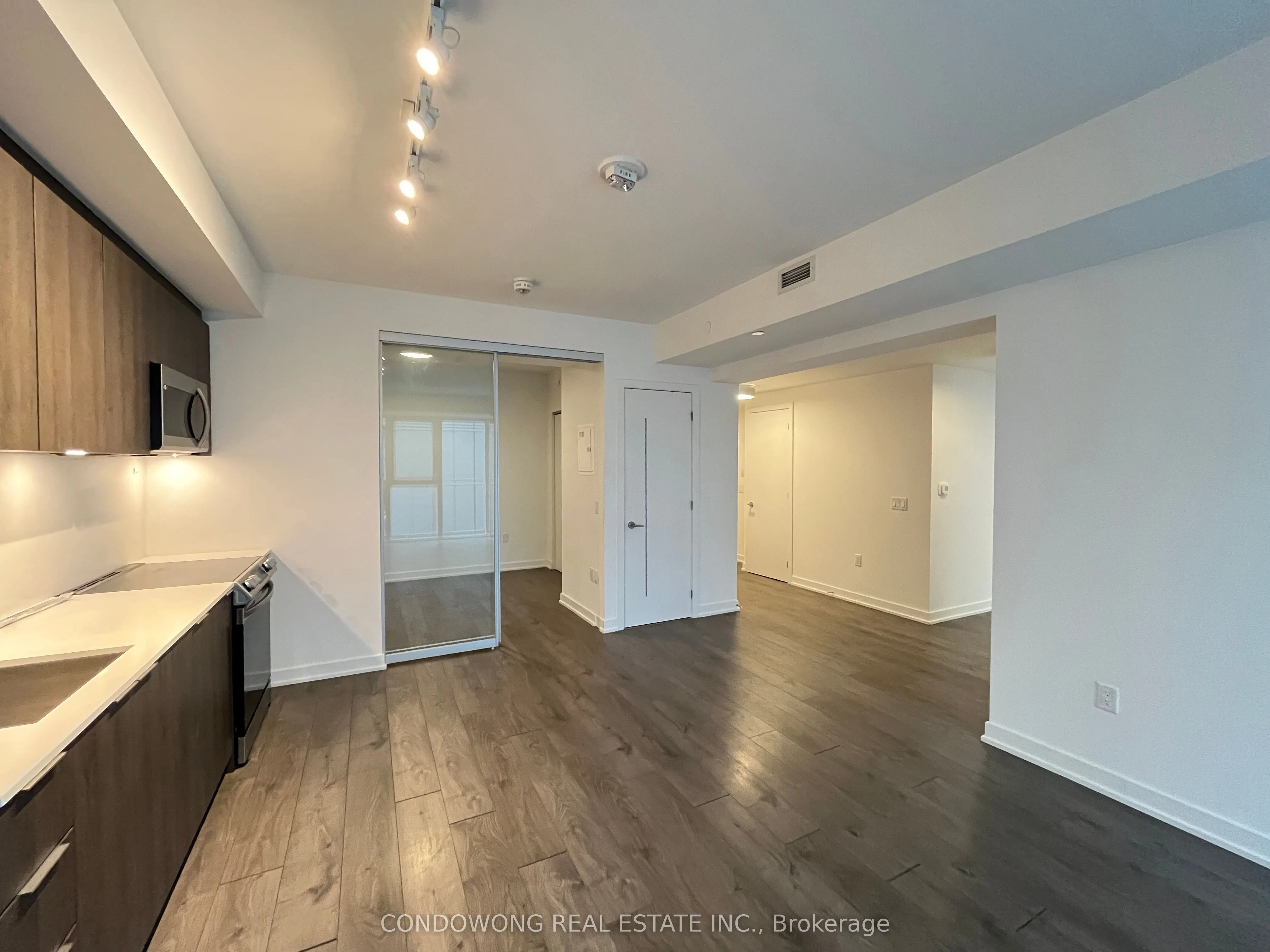 357 King Street W, #2309
