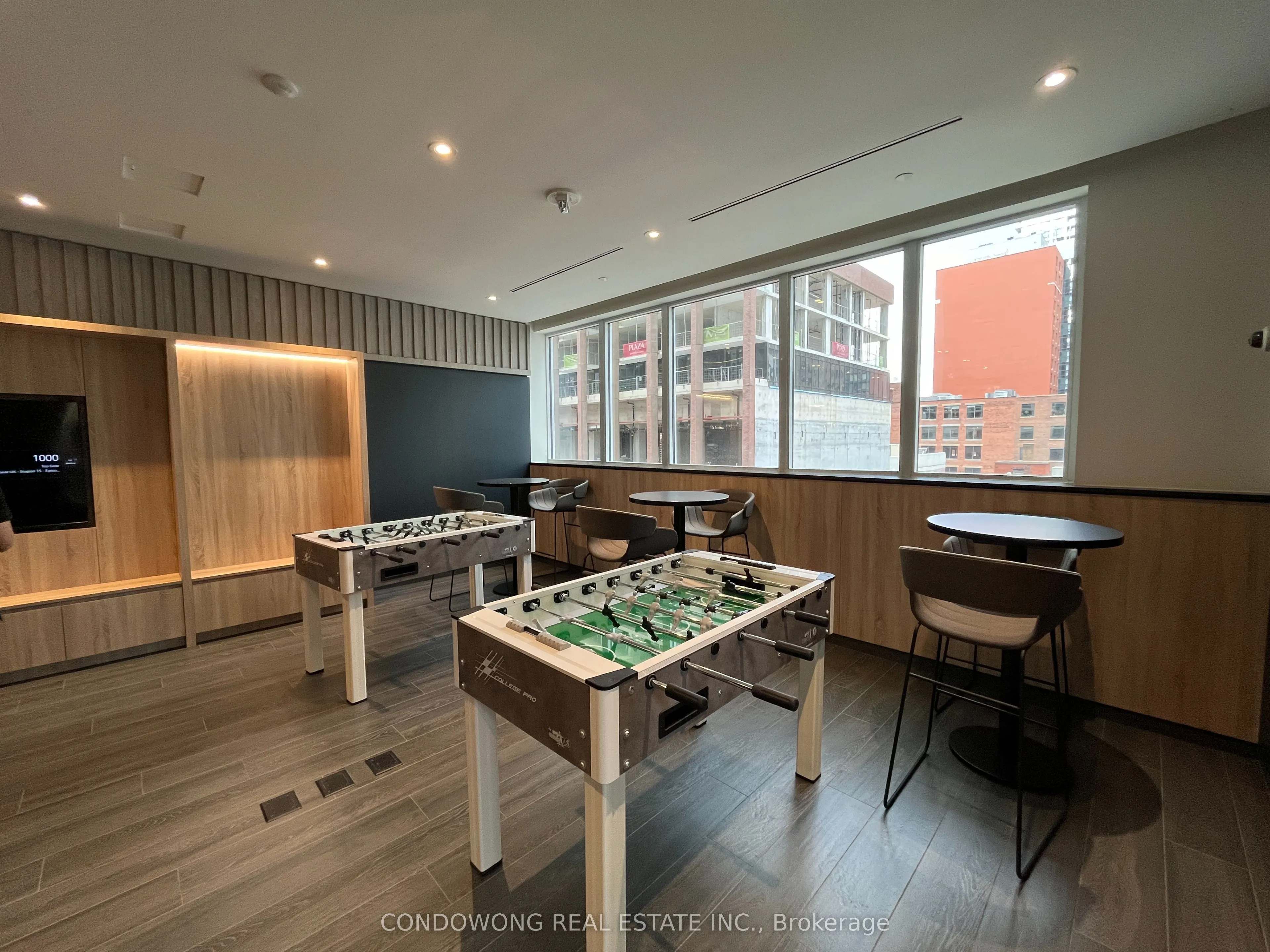 357 King Street W, #2309