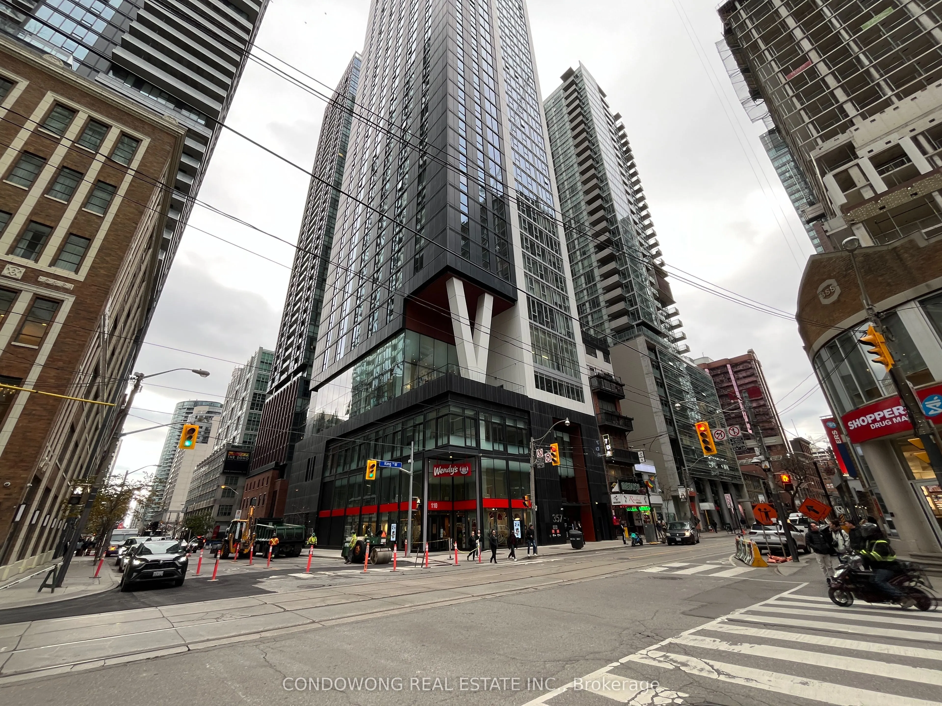 357 King Street W, #2309