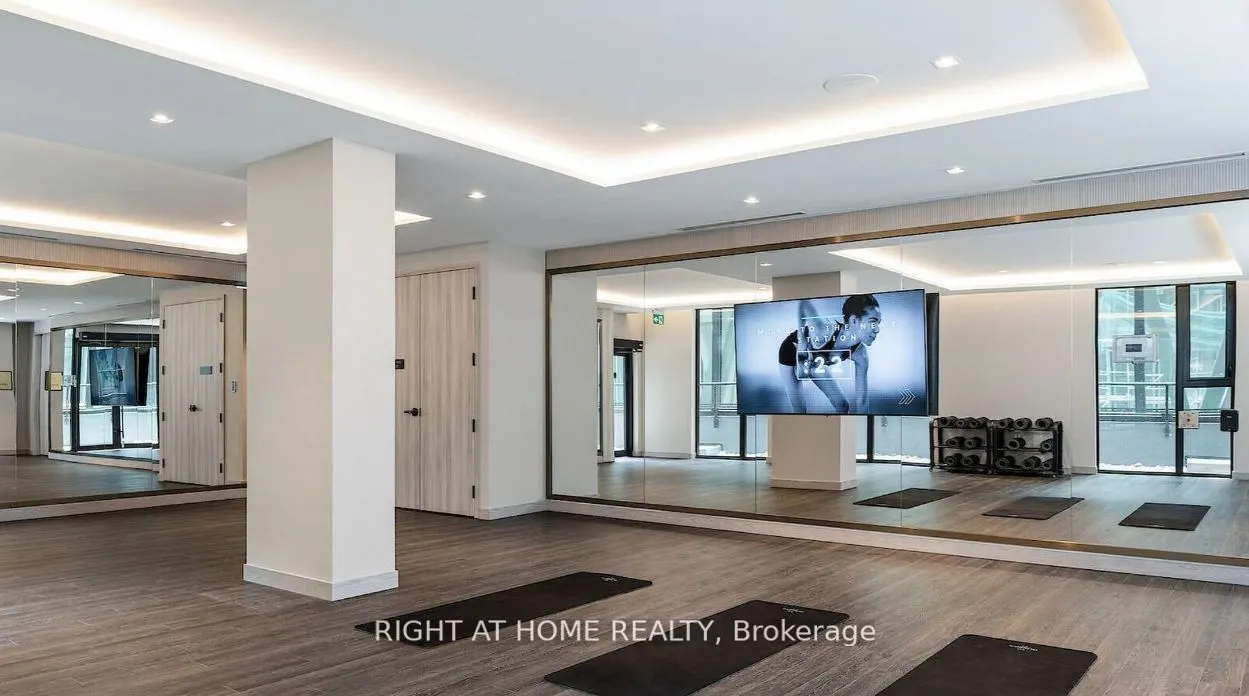 470 Front Street, #1015