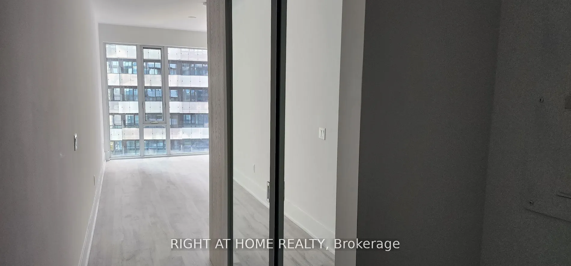 470 Front Street, #1015