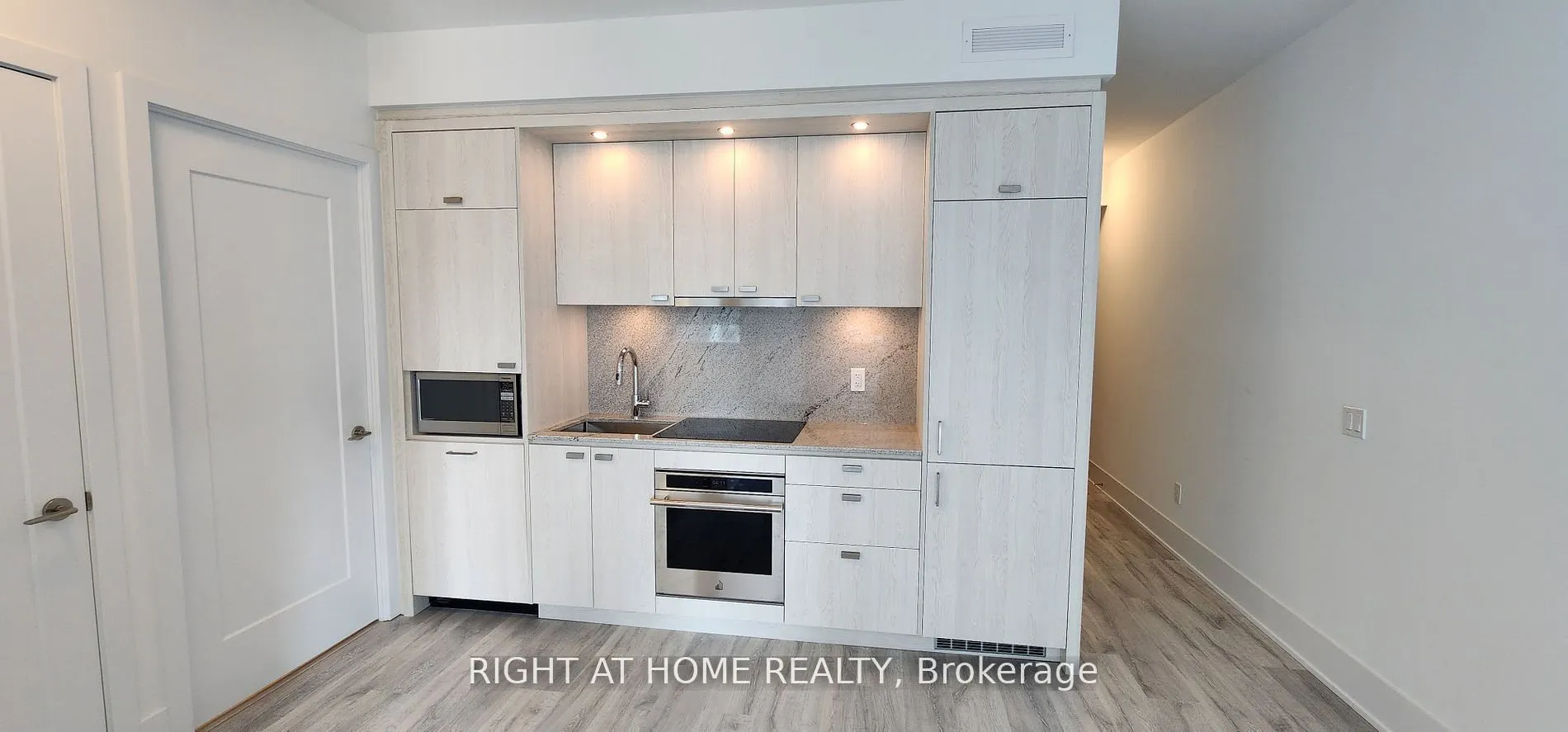 470 Front Street, #1015