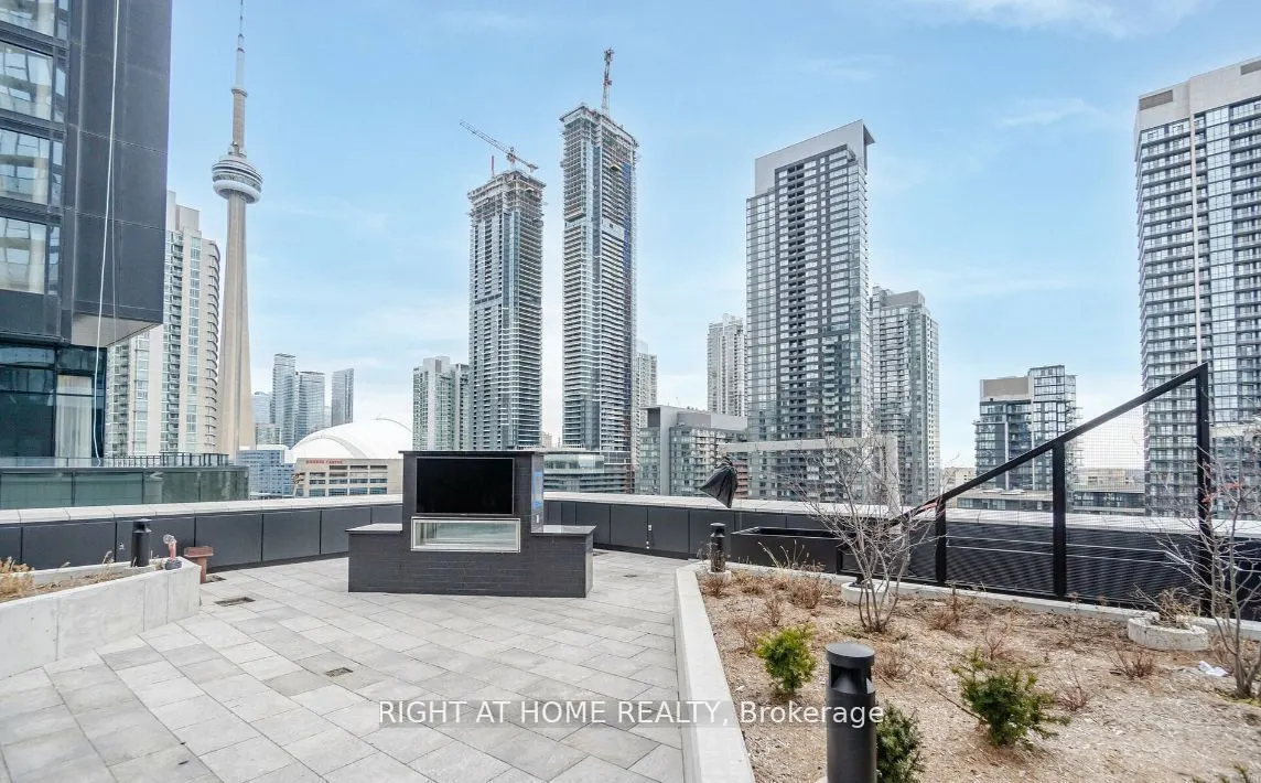 470 Front Street, #1015