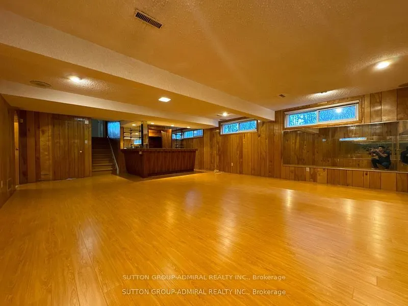 53 Bestview Drive