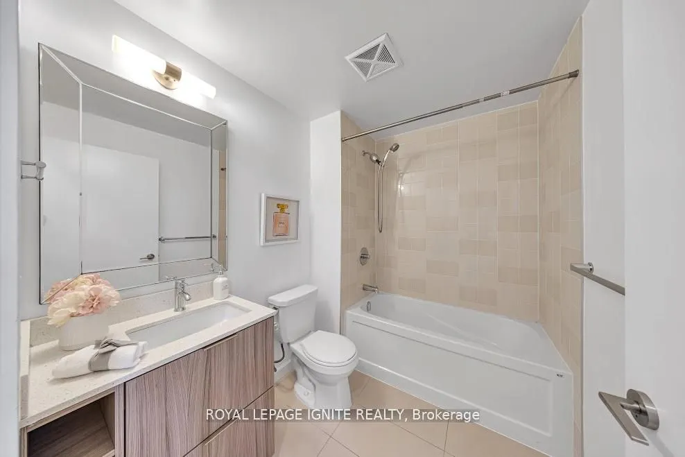 52 Forest Manor Road, #207