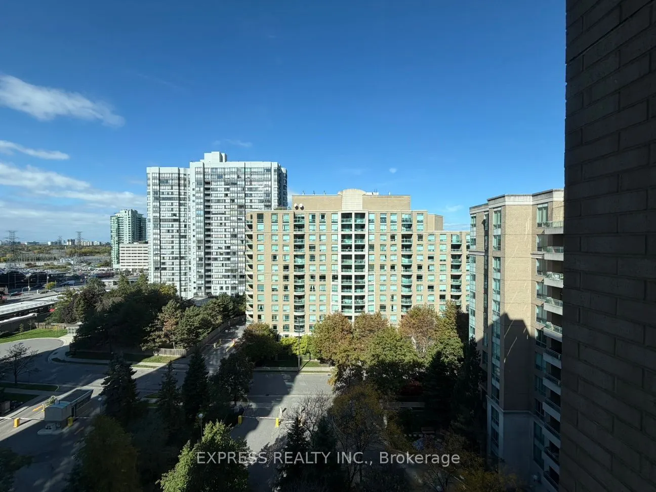 29 Pemberton Avenue, #1106