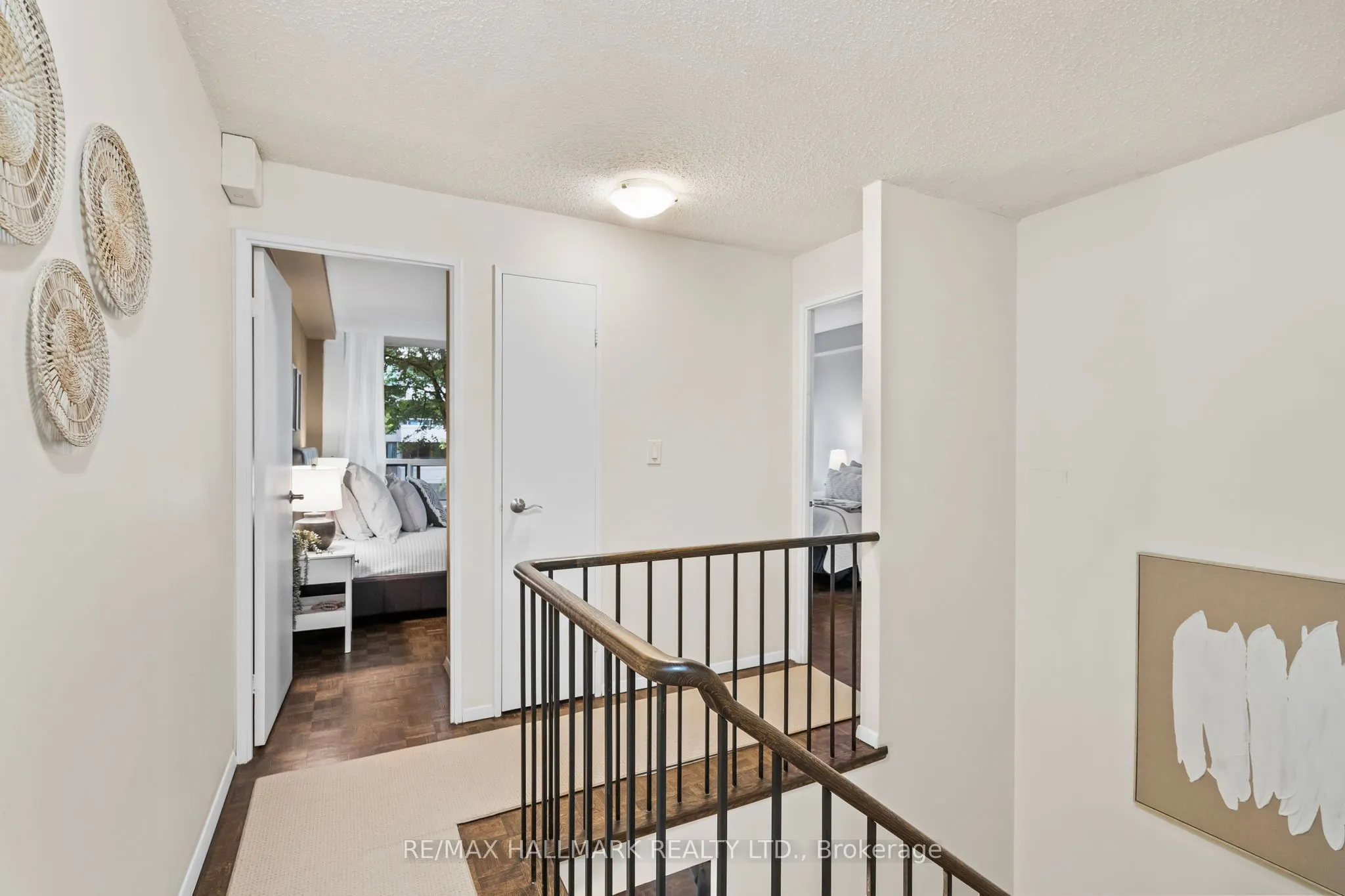 260 Heath Street W, #TH 15