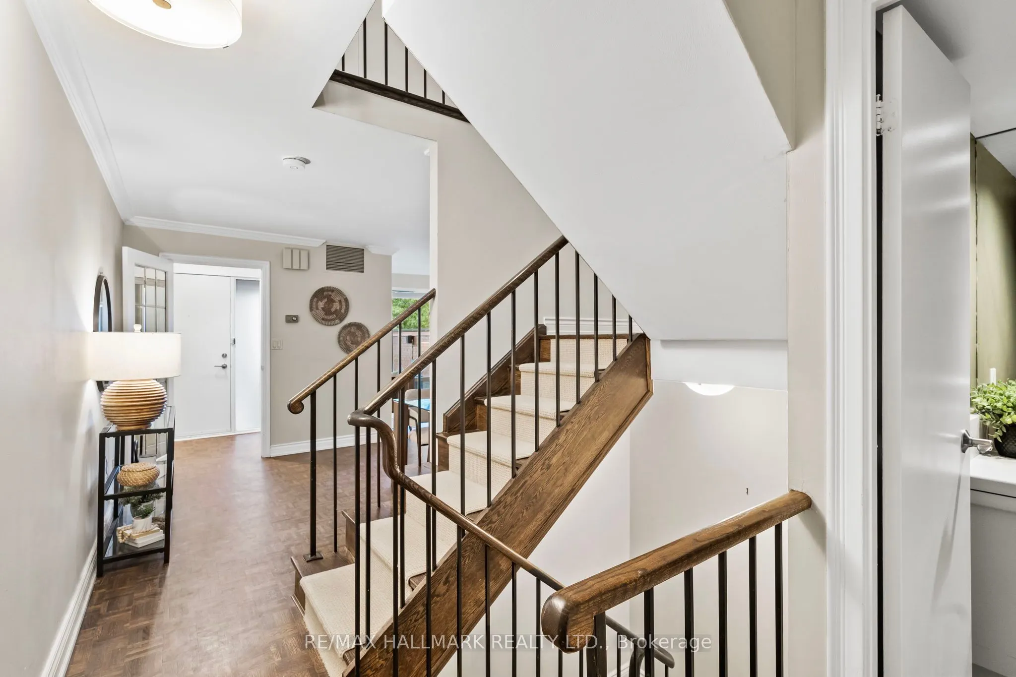 260 Heath Street W, #TH 15
