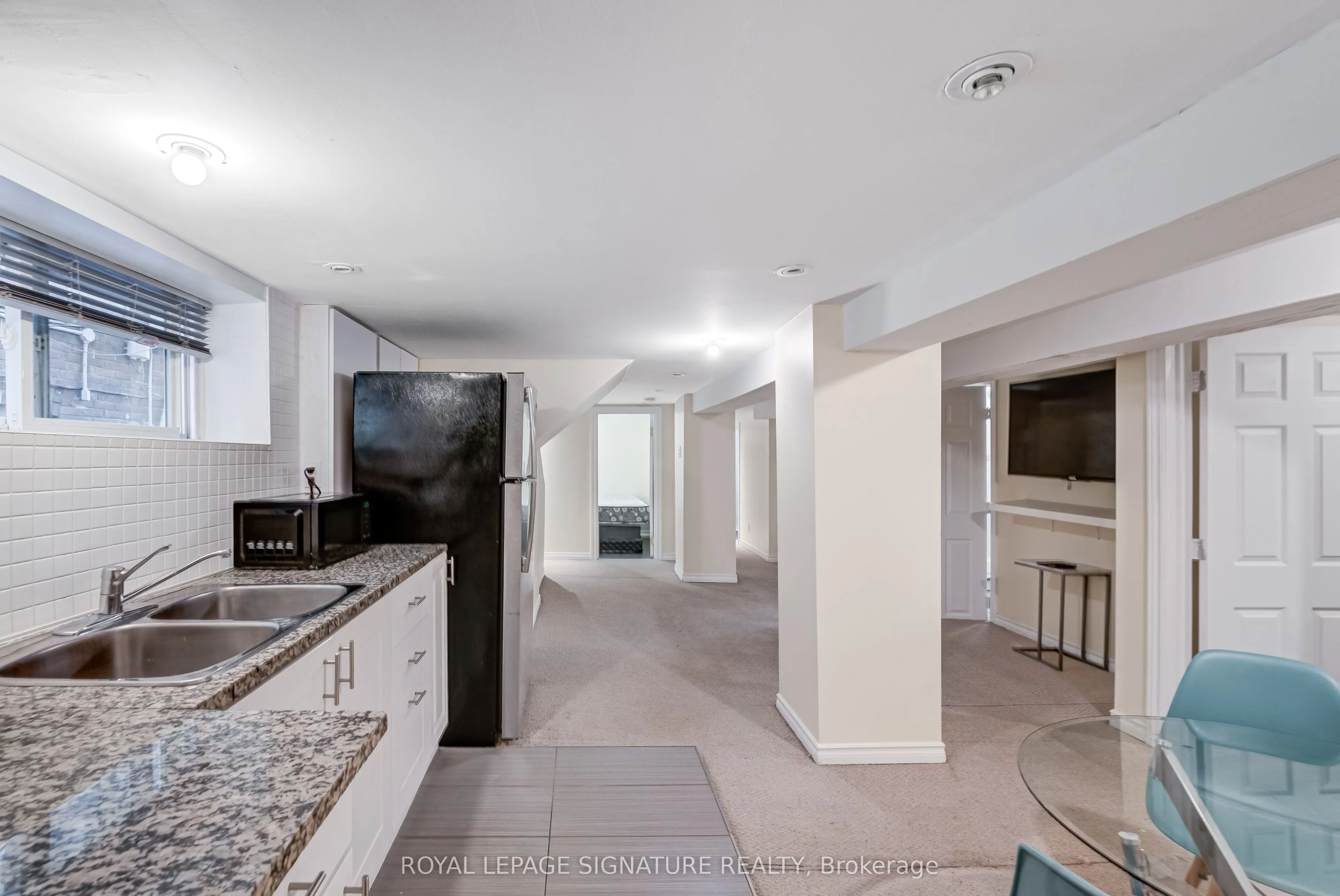 21 Robina Avenue