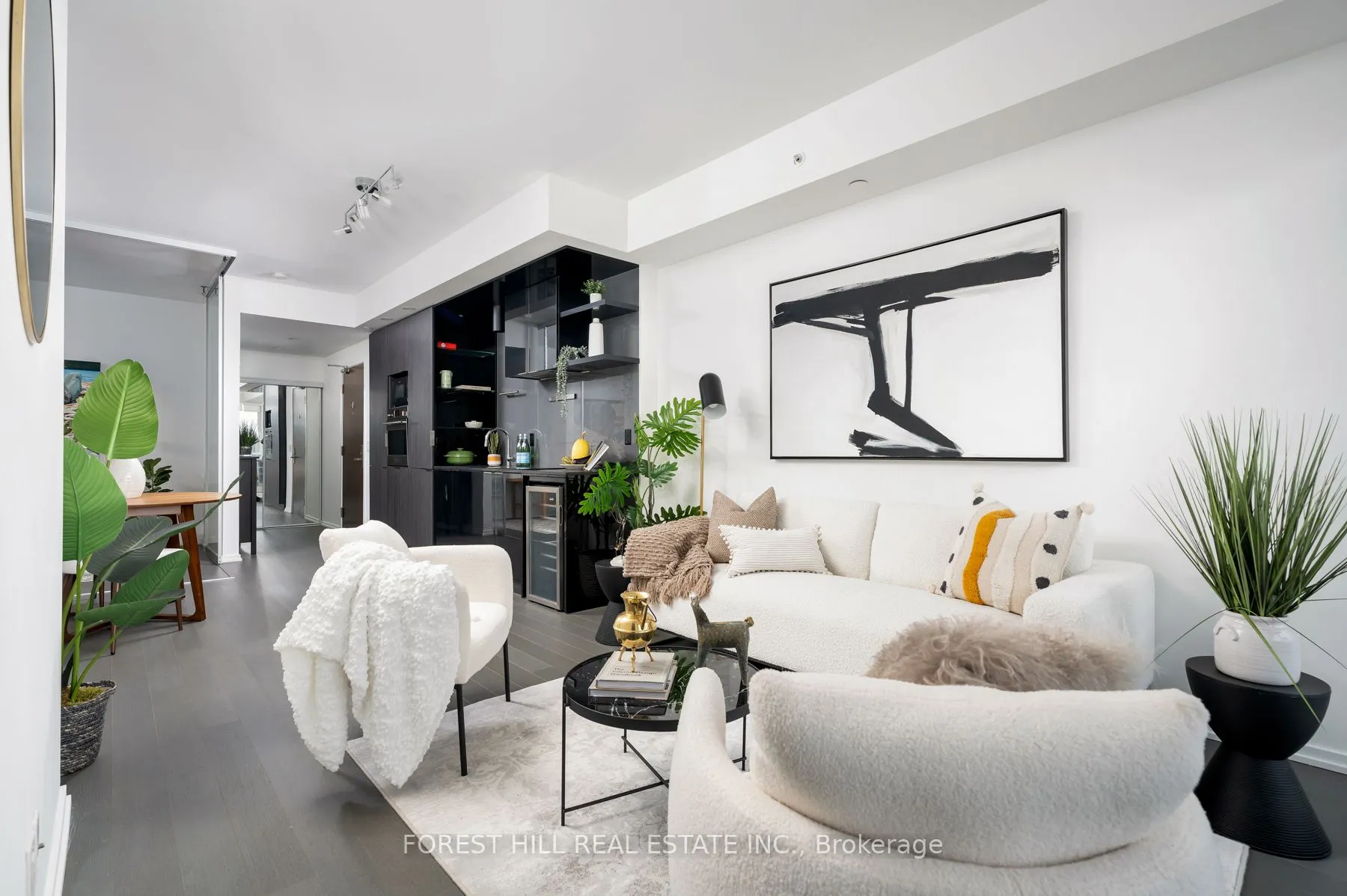 70 Temperance St Street, #2517