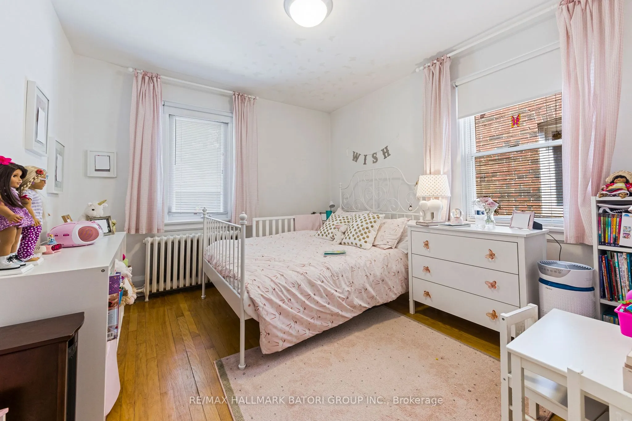 70 Burnaby Boulevard, #Main