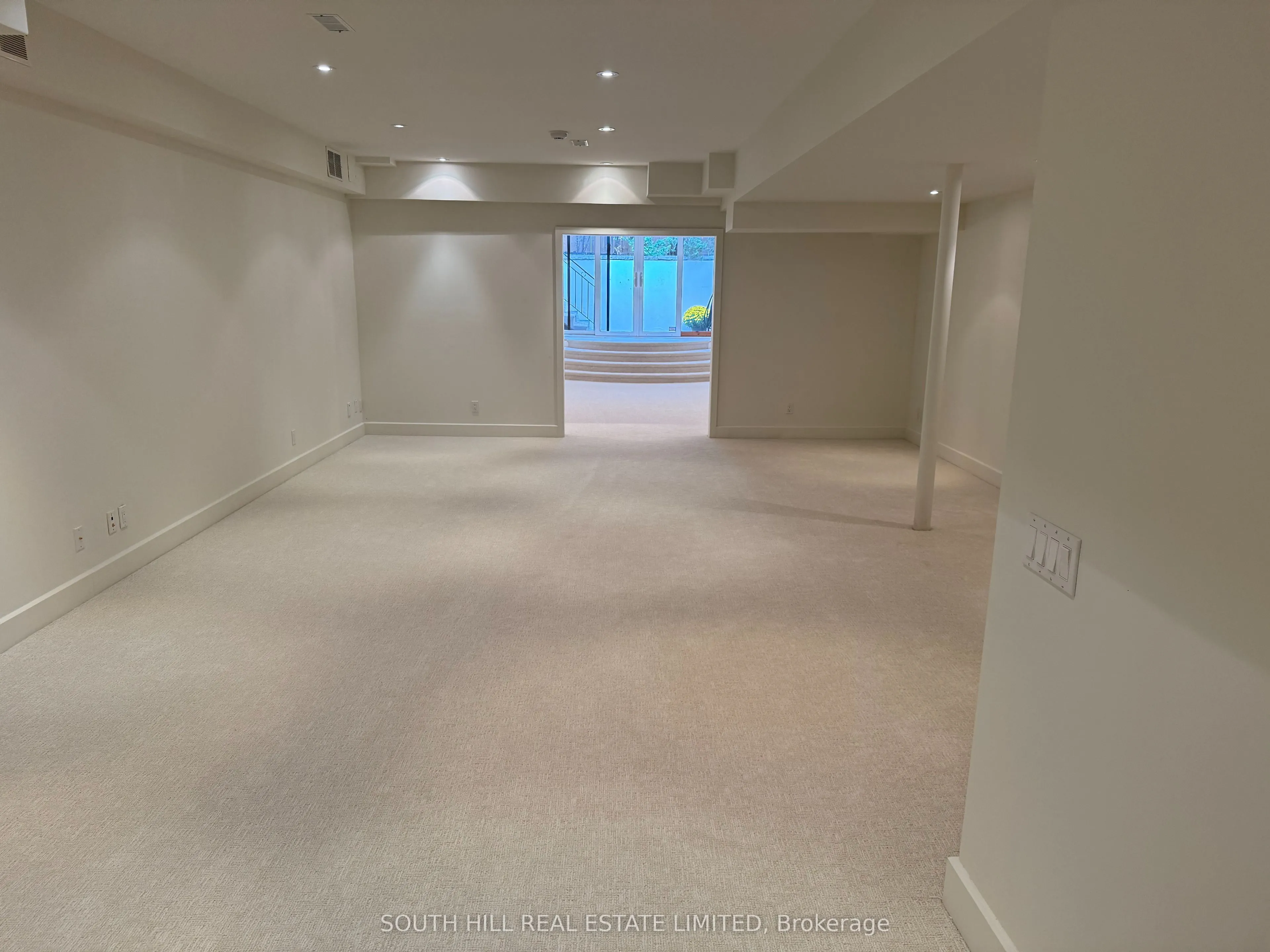 21 Lowther Avenue