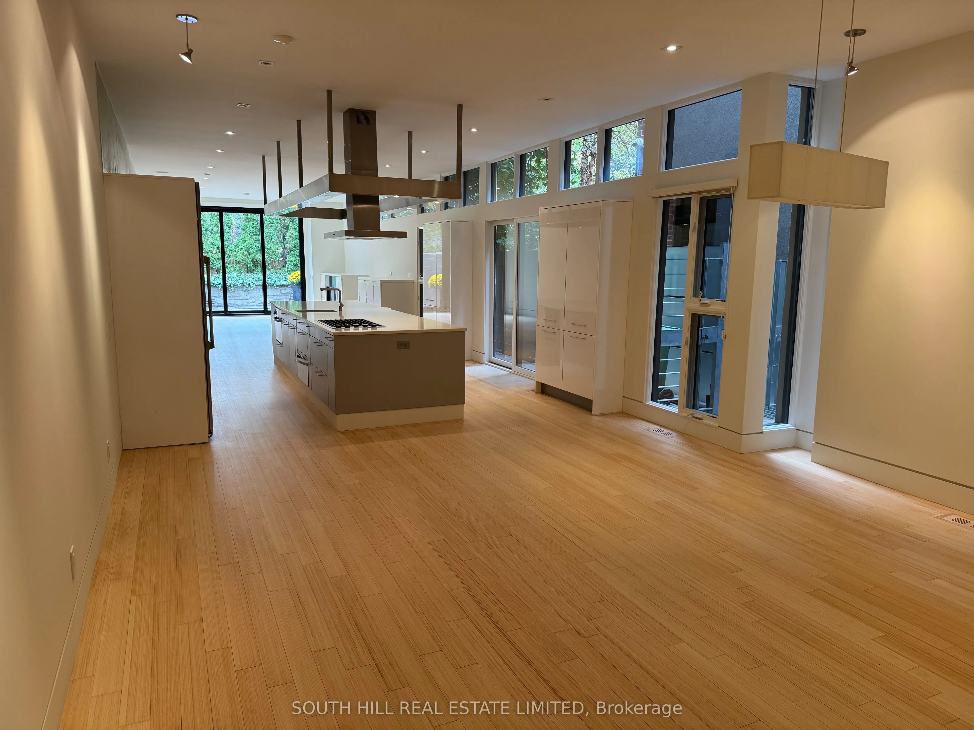 21 Lowther Avenue
