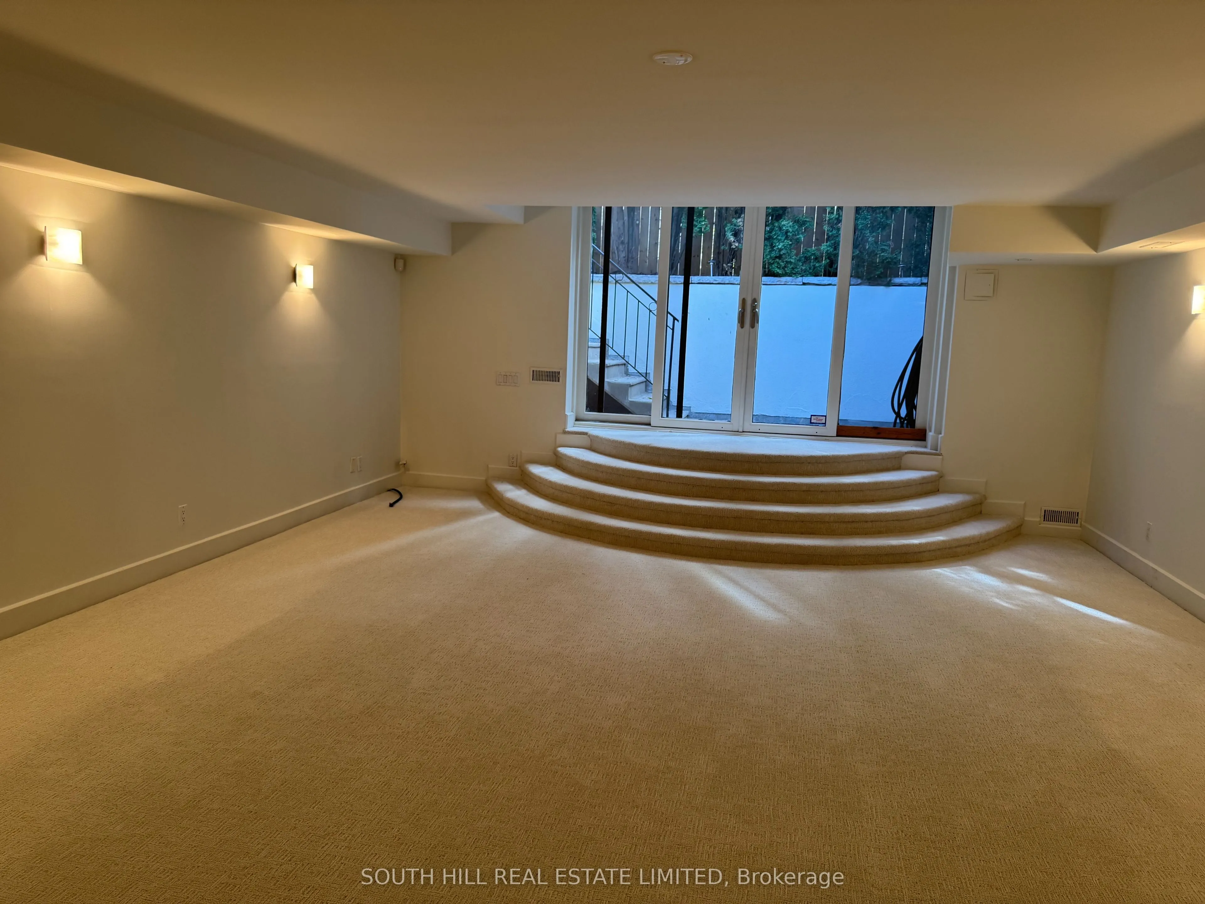 21 Lowther Avenue
