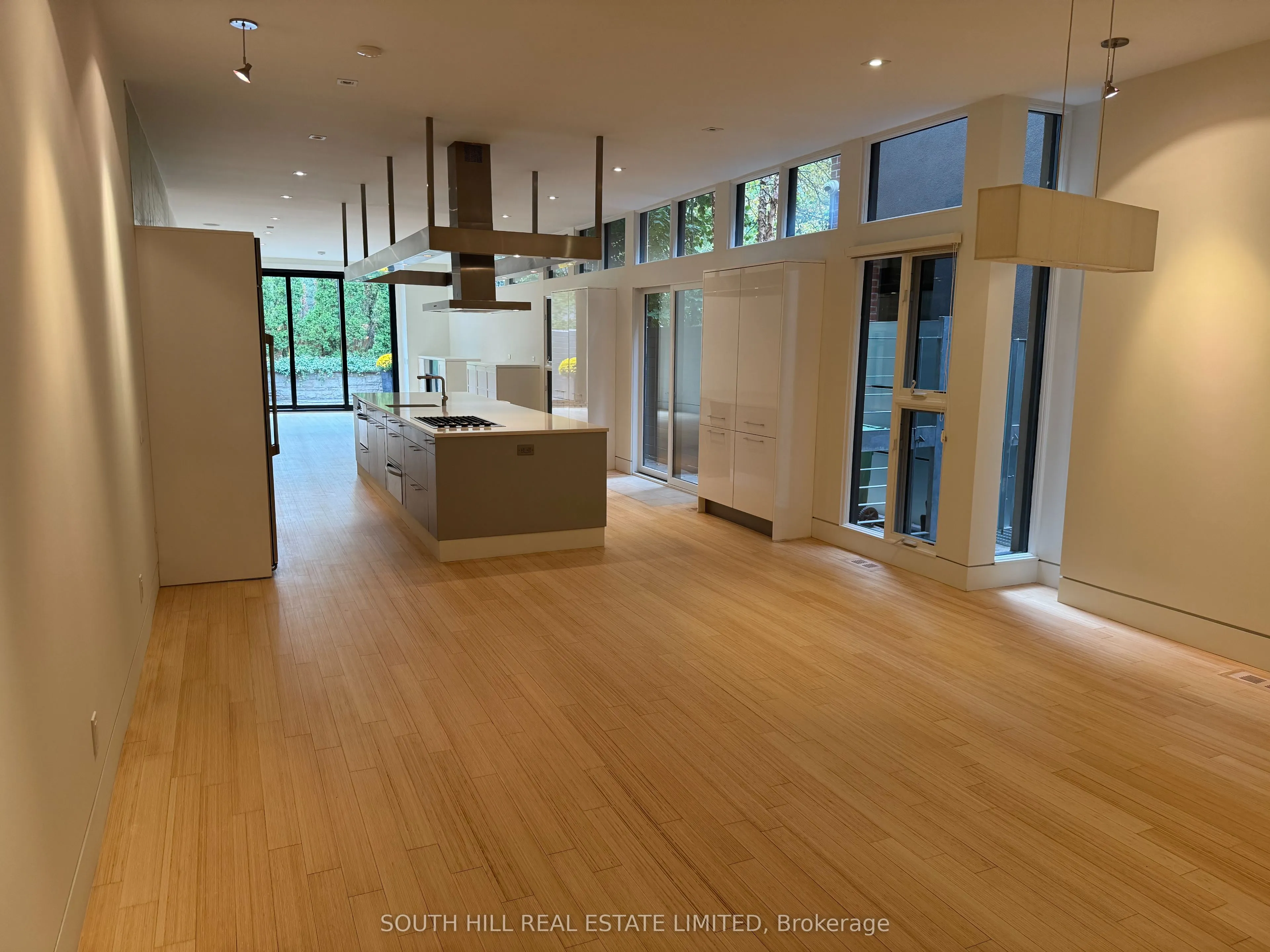 21 Lowther Avenue