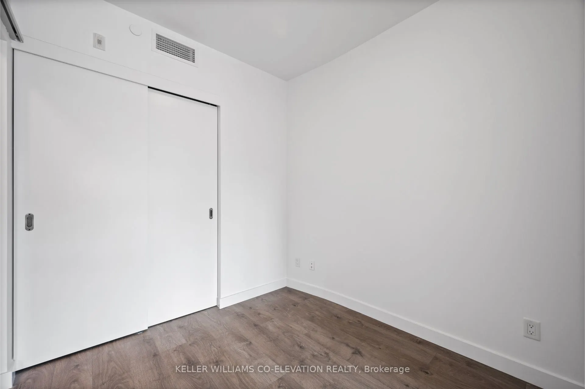 109 Vaughan Road, #406