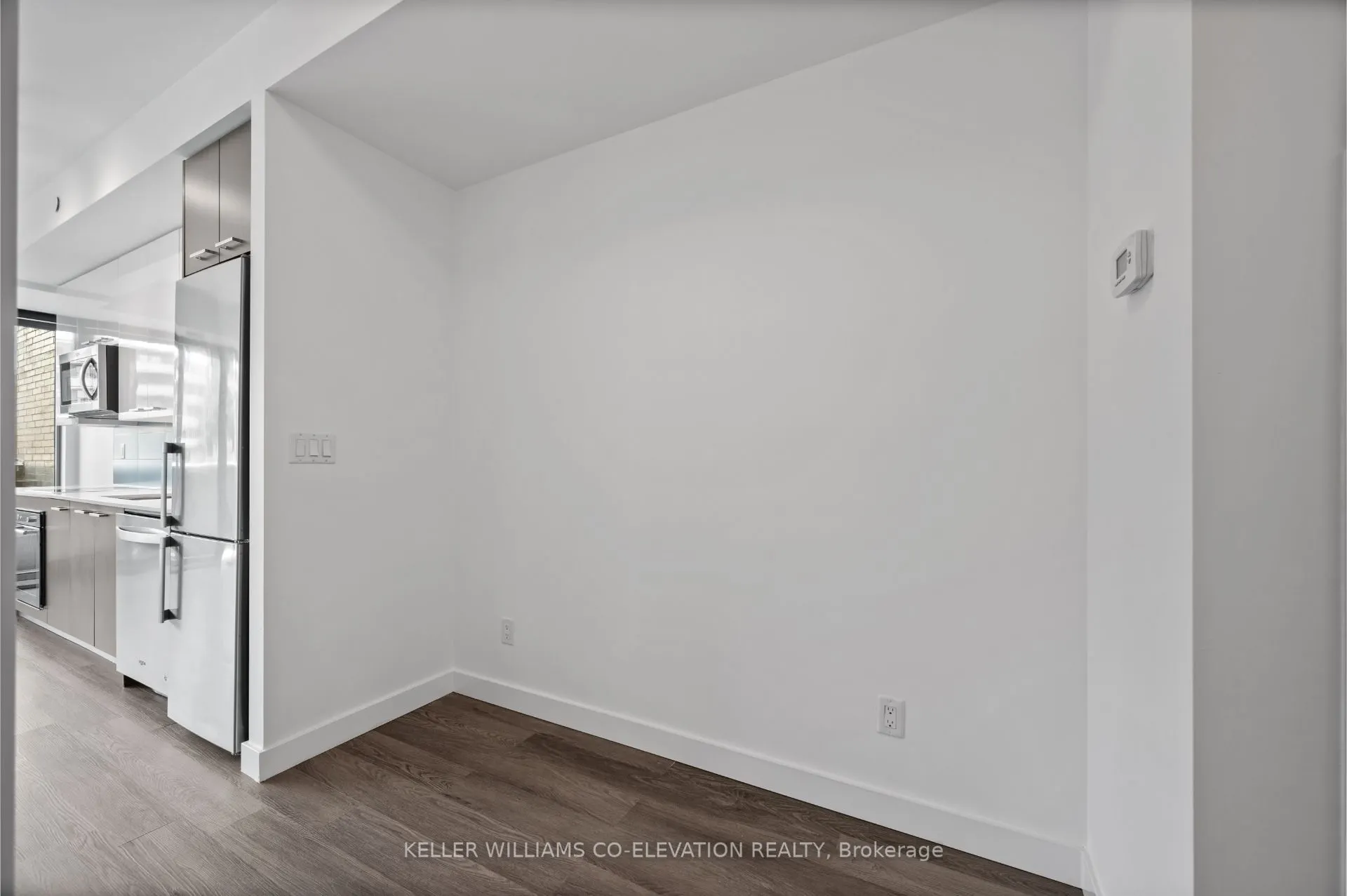 109 Vaughan Road, #406