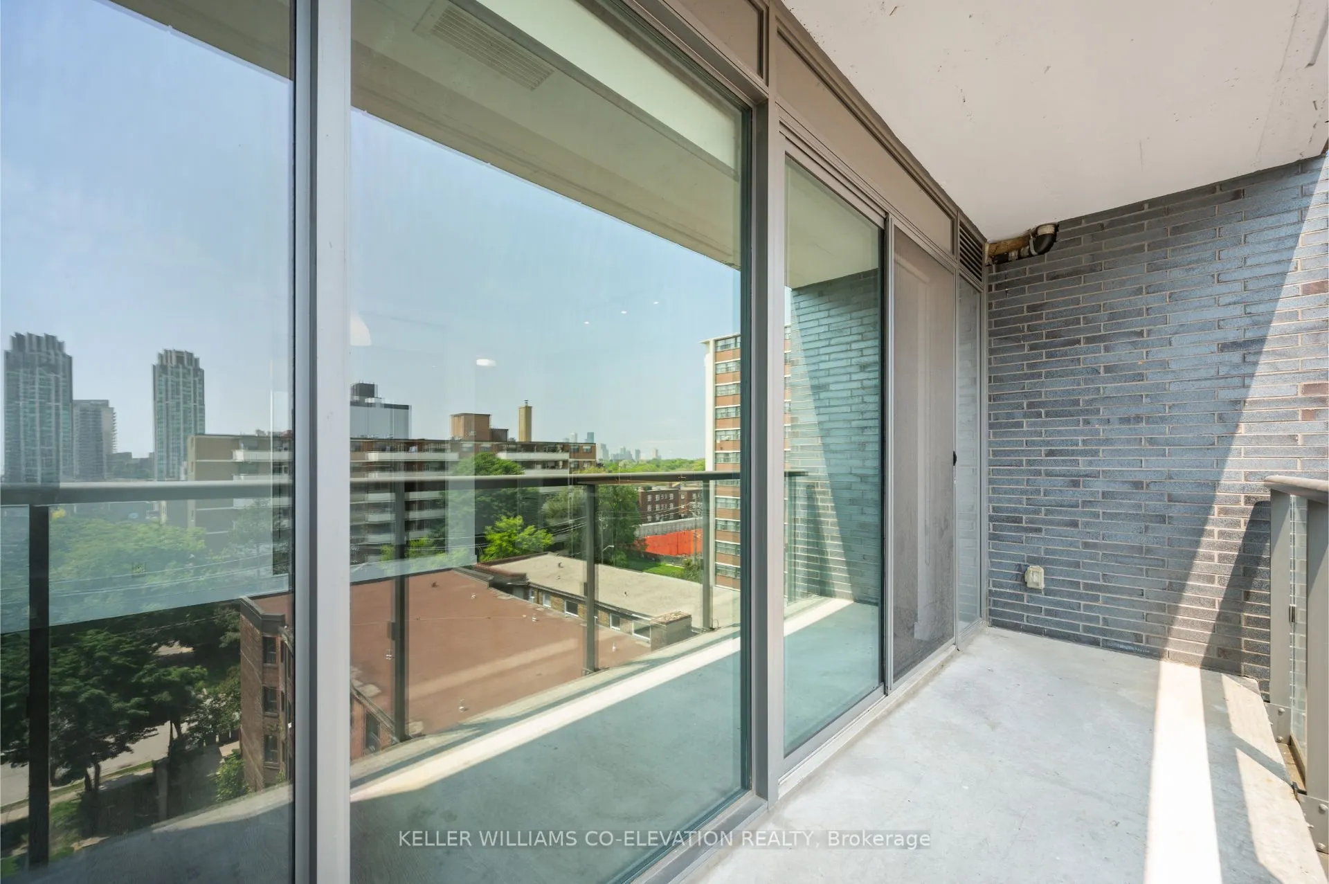 109 Vaughan Road, #707