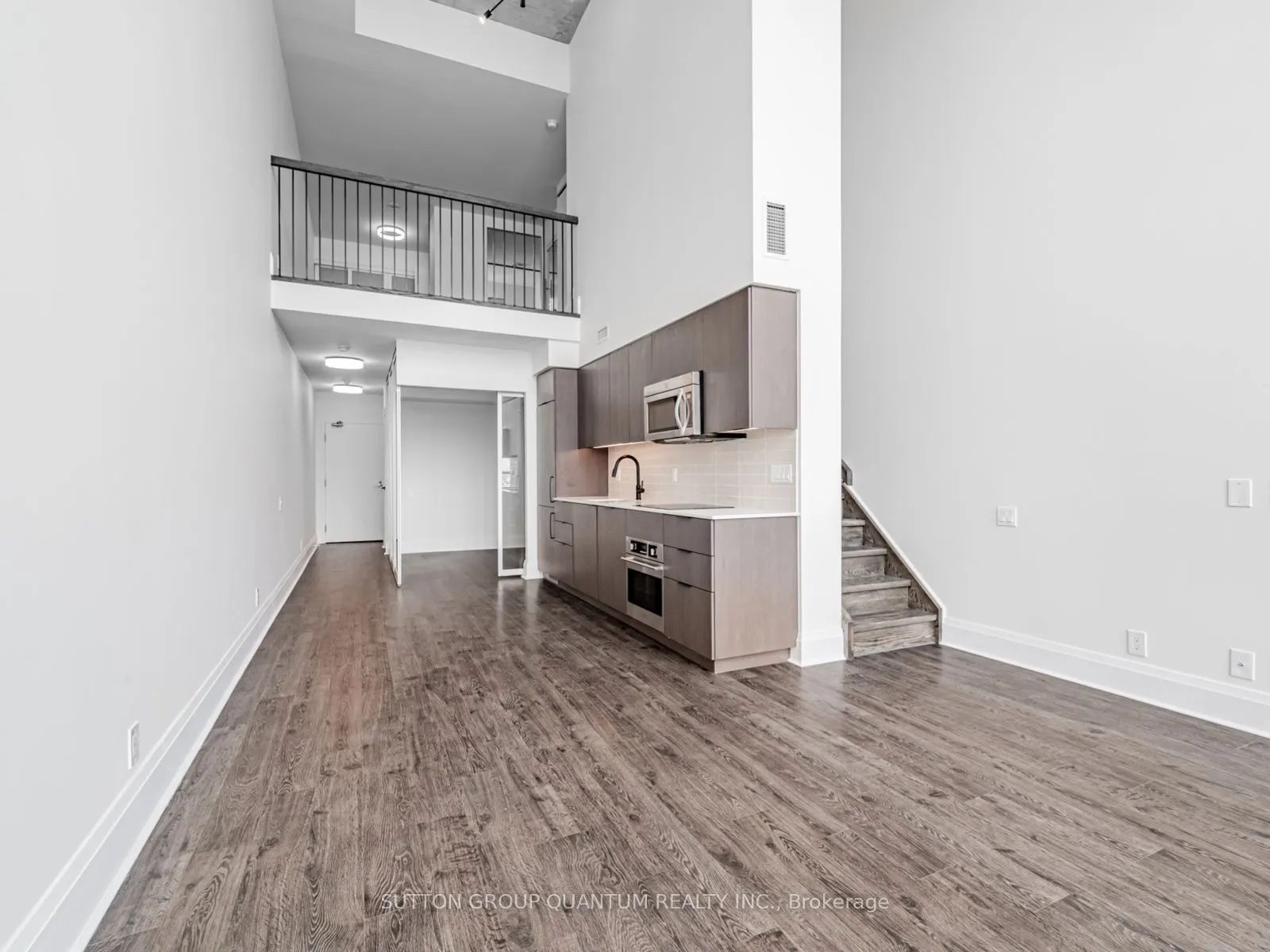 5 Hanna Avenue, #741