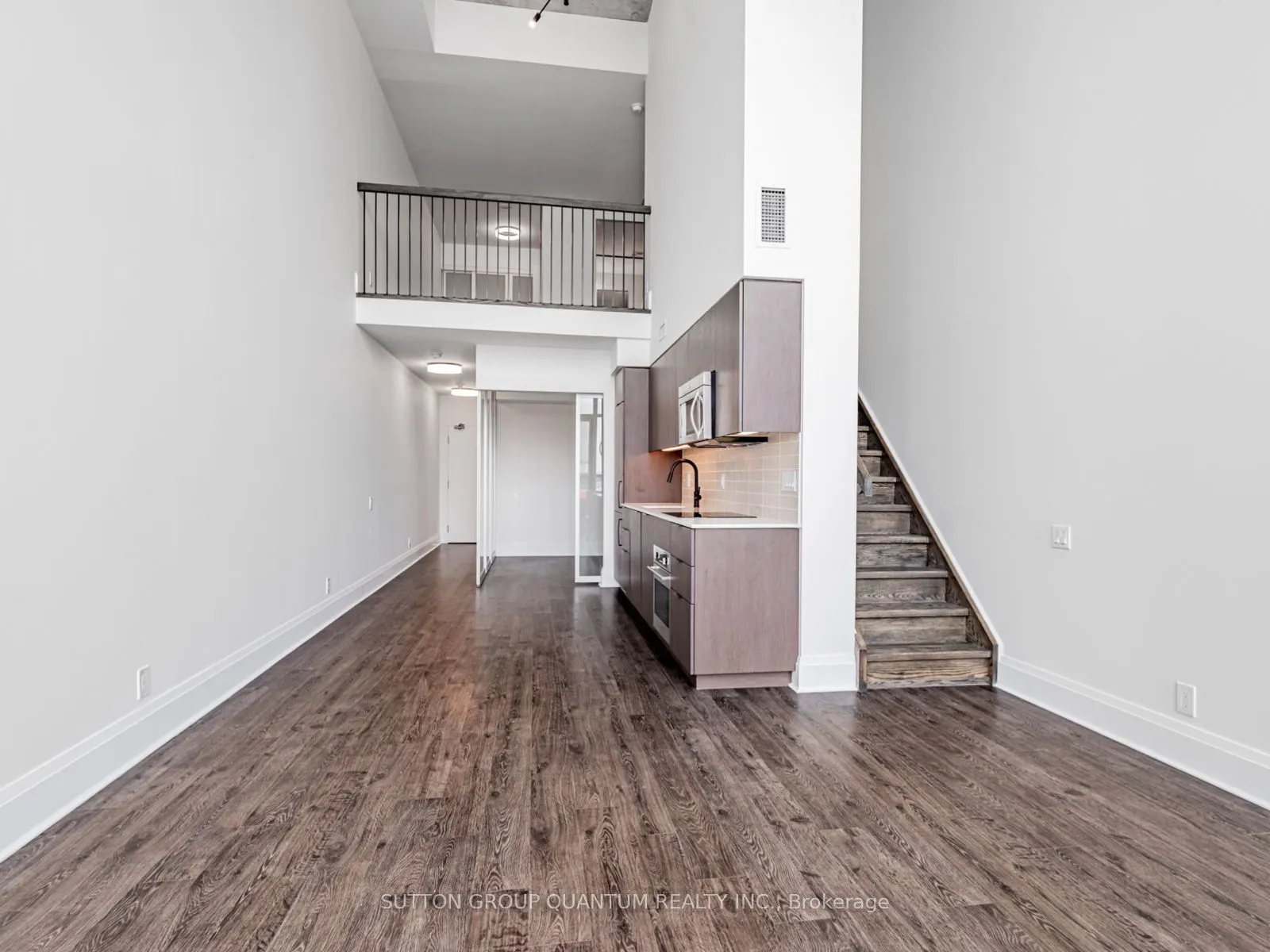 5 Hanna Avenue, #741