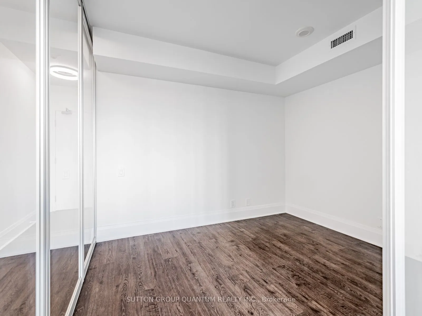 5 Hanna Avenue, #741