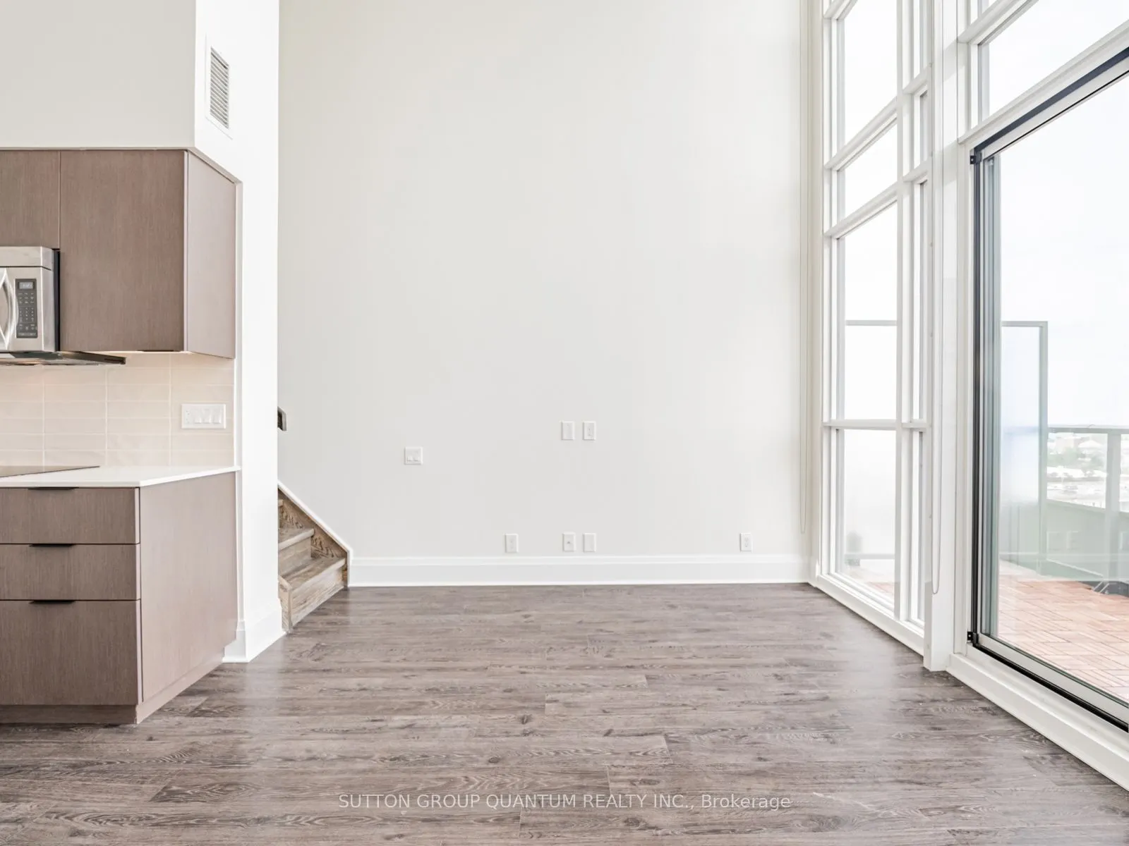 5 Hanna Avenue, #741
