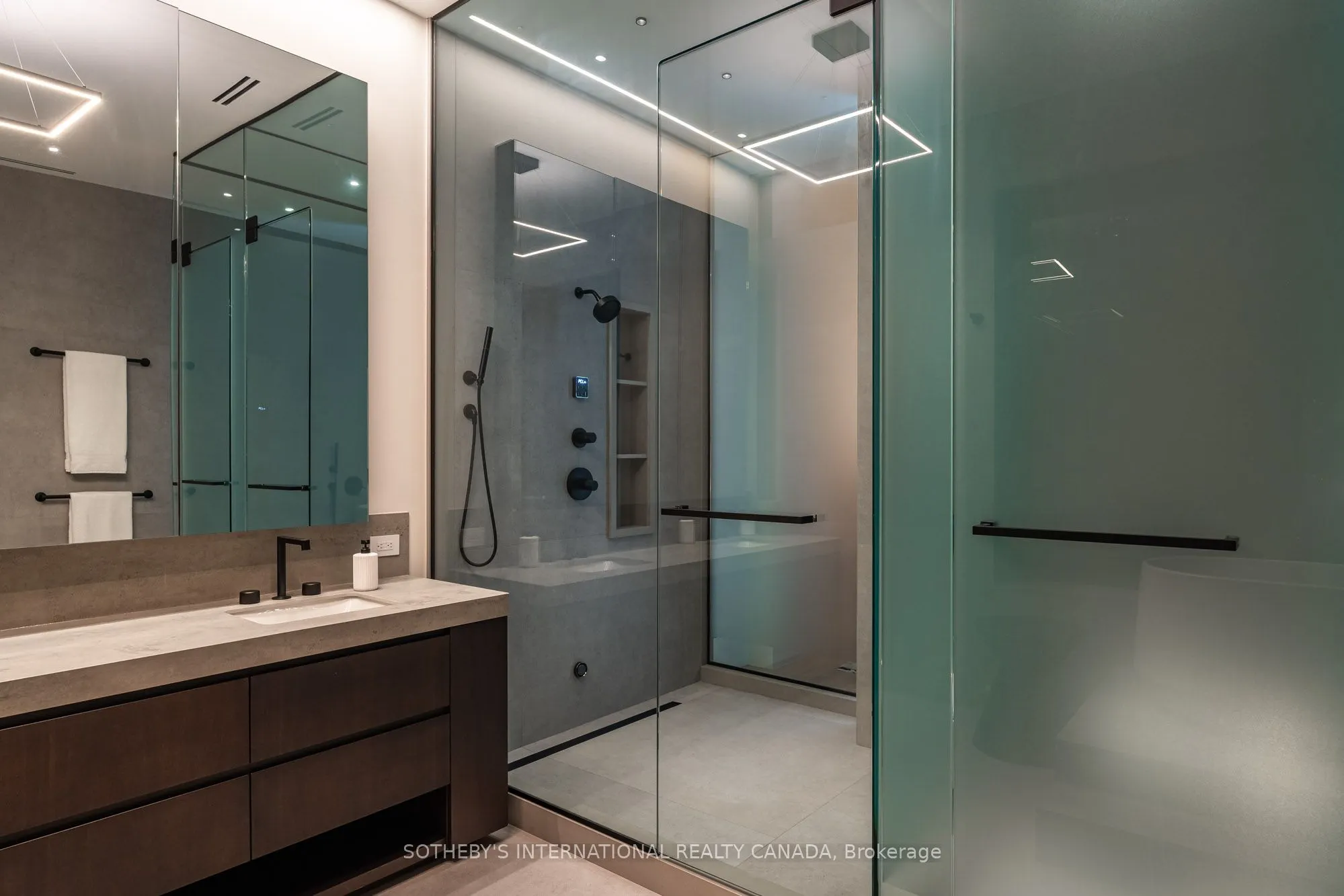85 Bedford Road, #3