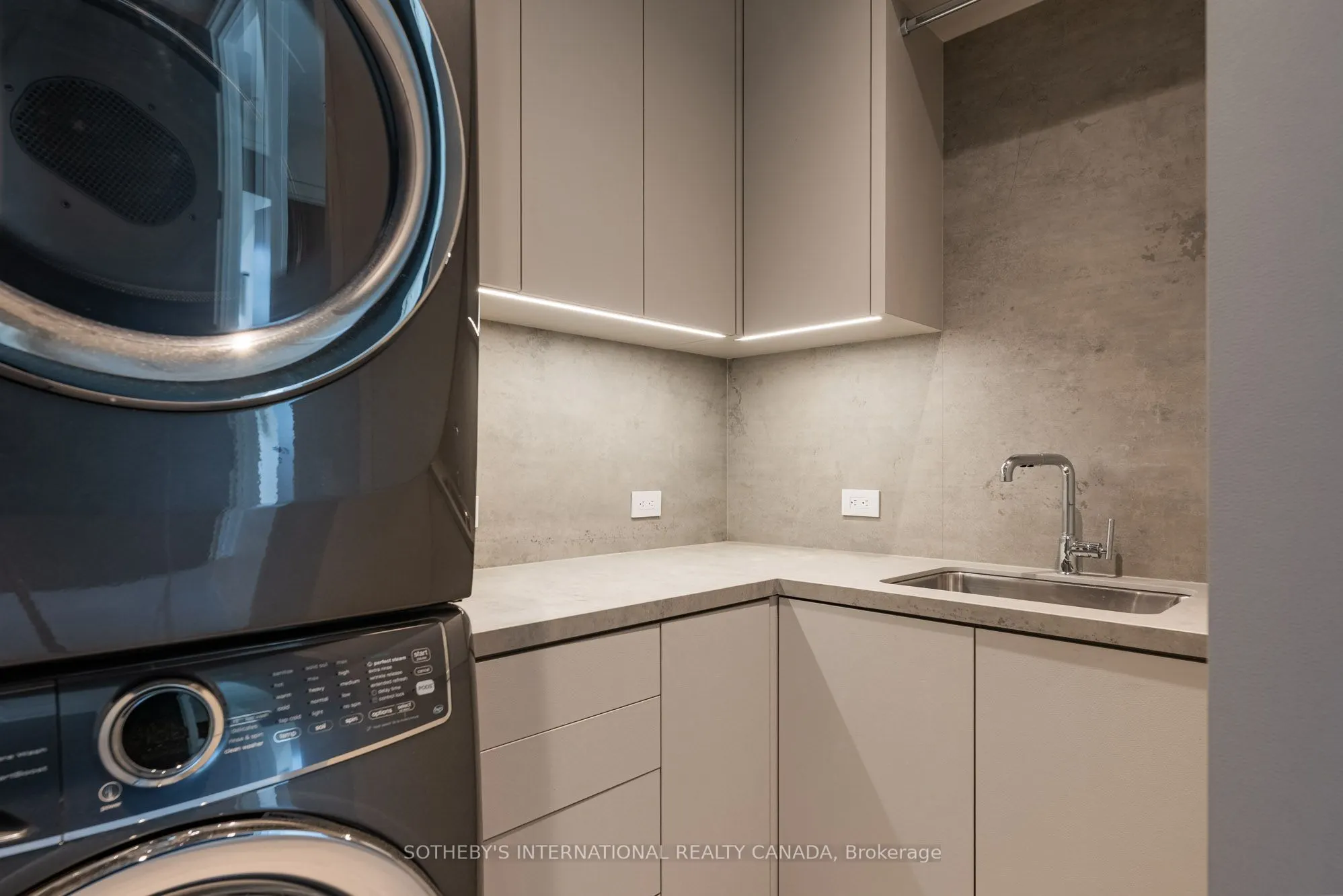 85 Bedford Road, #3