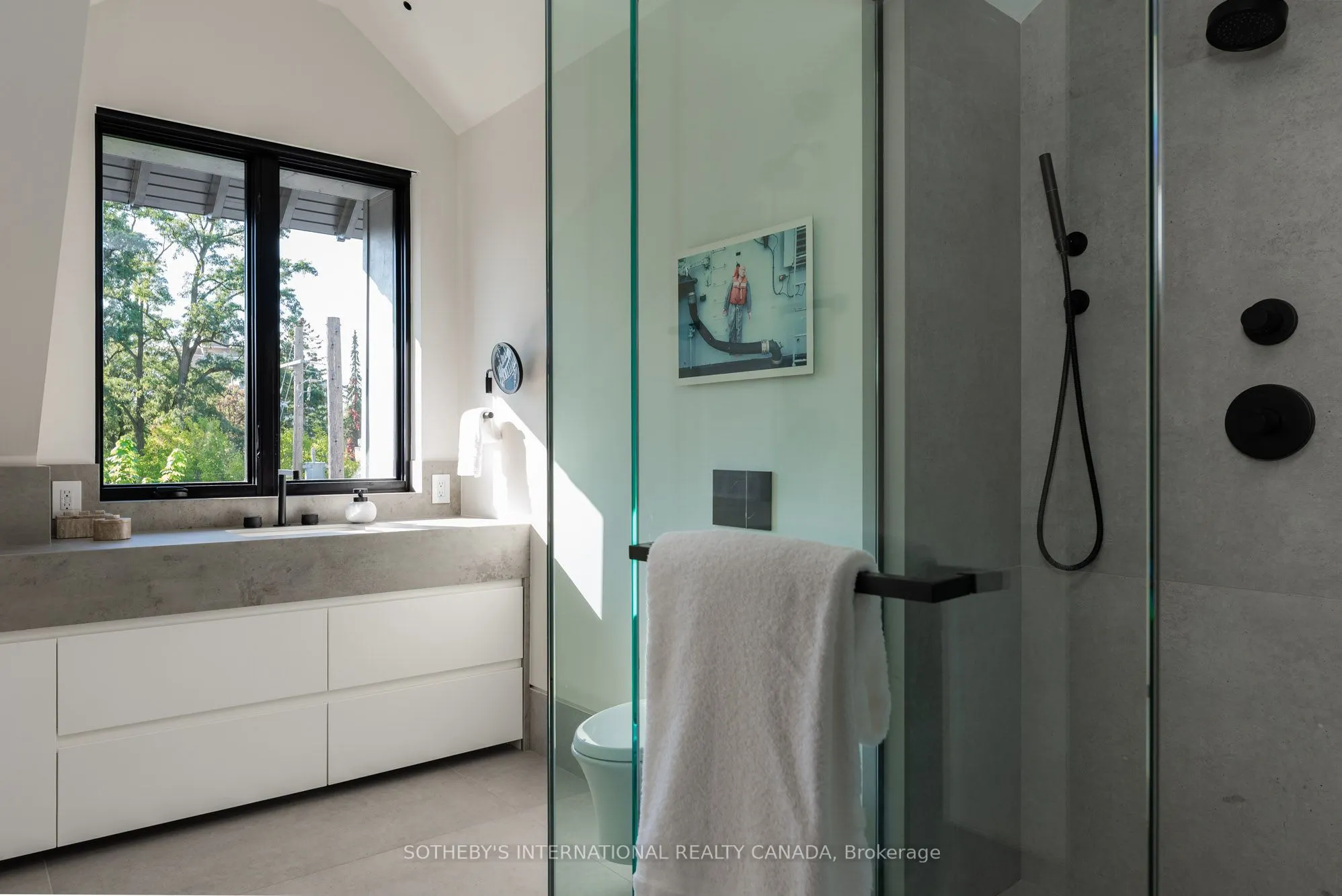 85 Bedford Road, #3