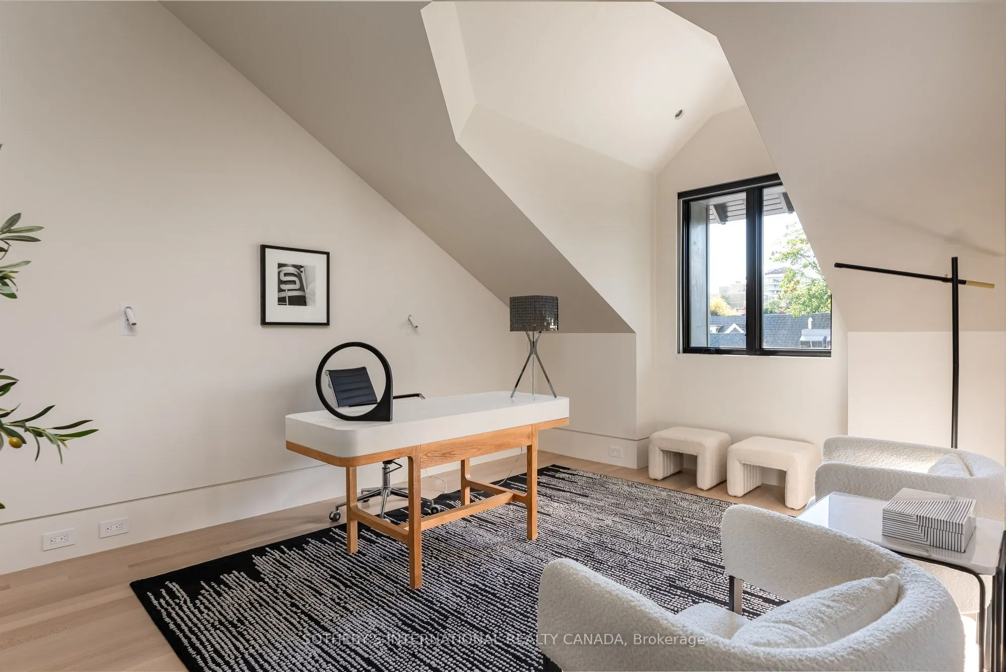85 Bedford Road, #3