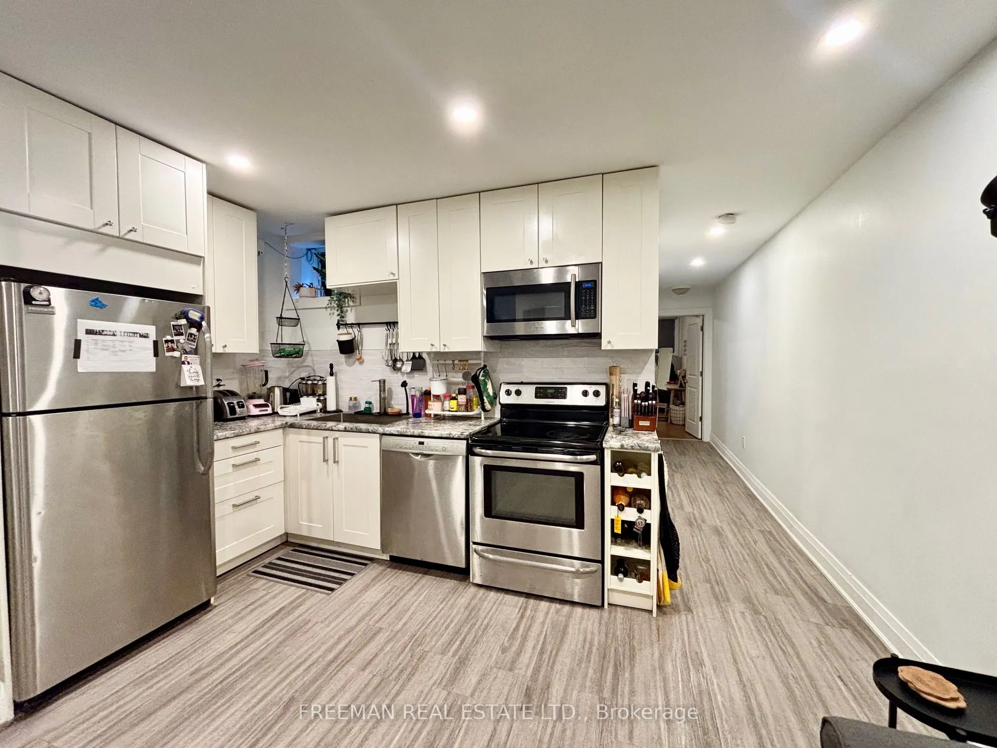 340 Howland Avenue, #Lower