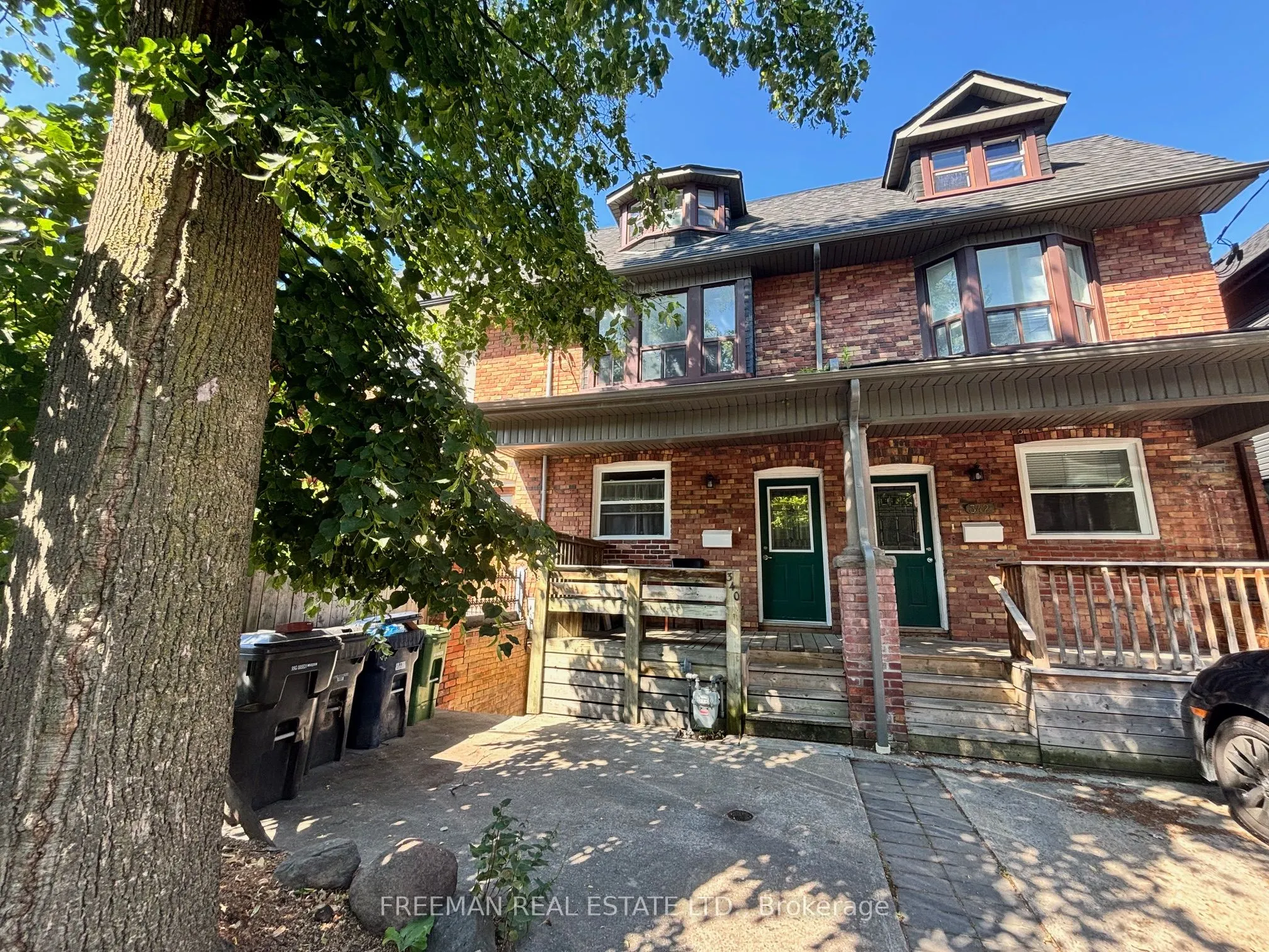 340 Howland Avenue, #Lower