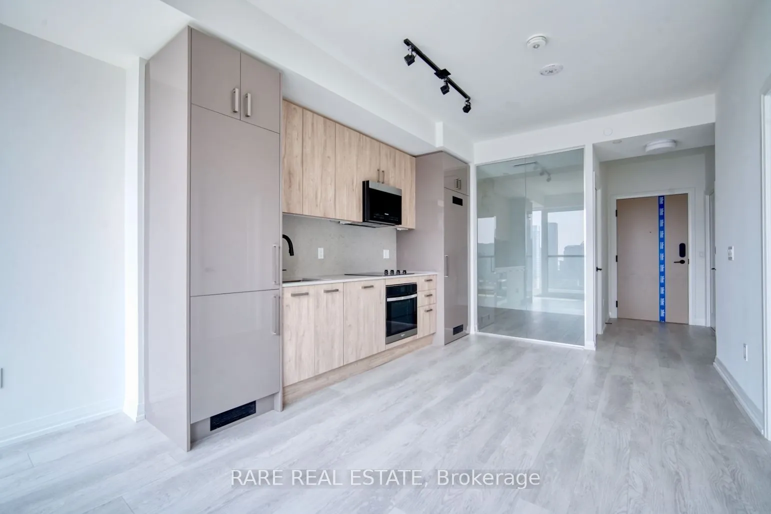 280 Dundas Street W, #2409