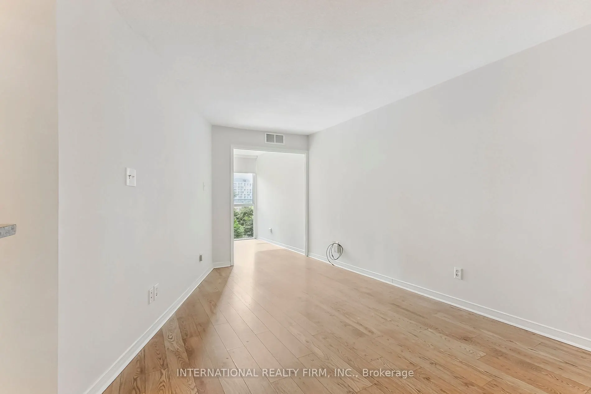 801 king Street, #628