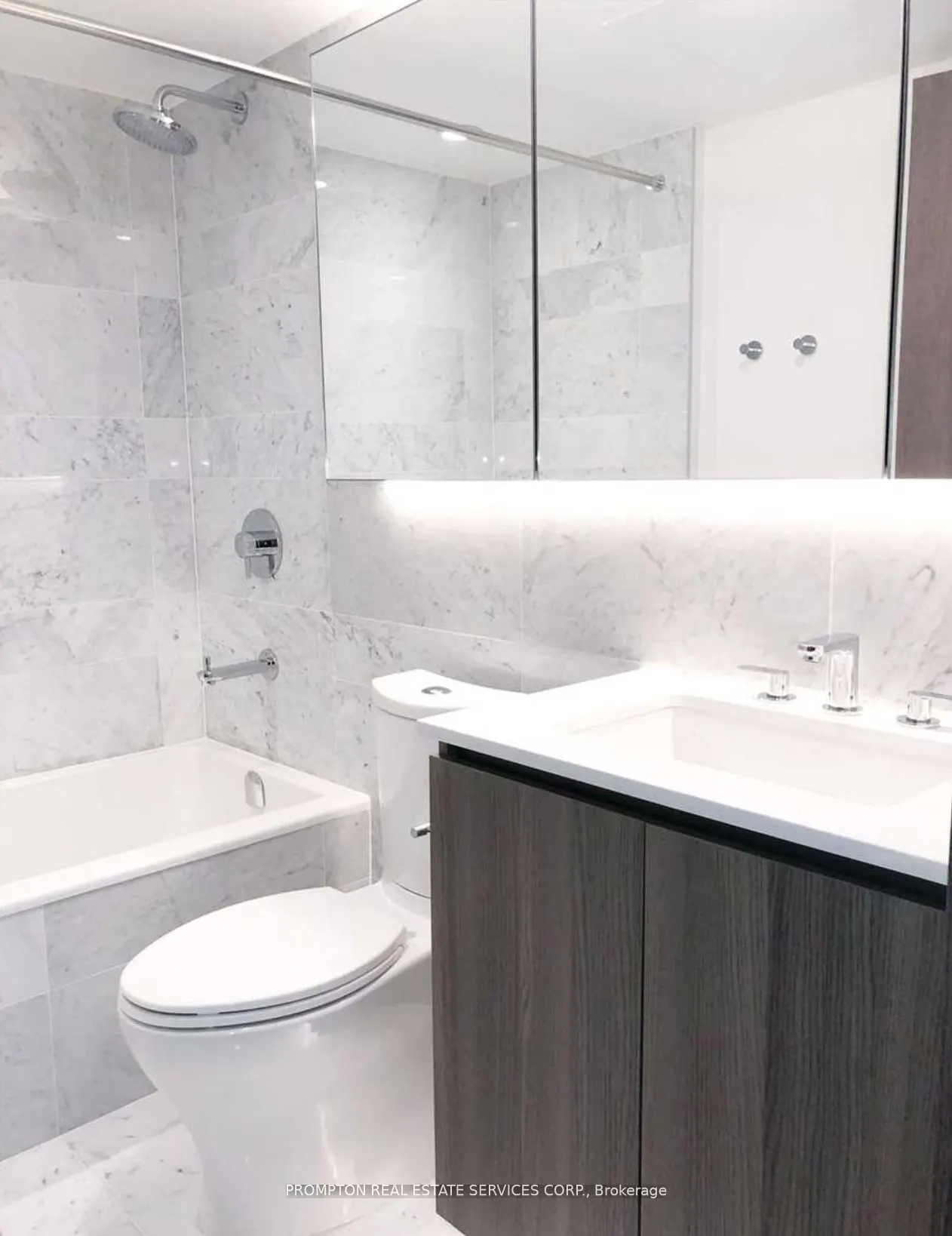 19 Bathurst Street, #3106