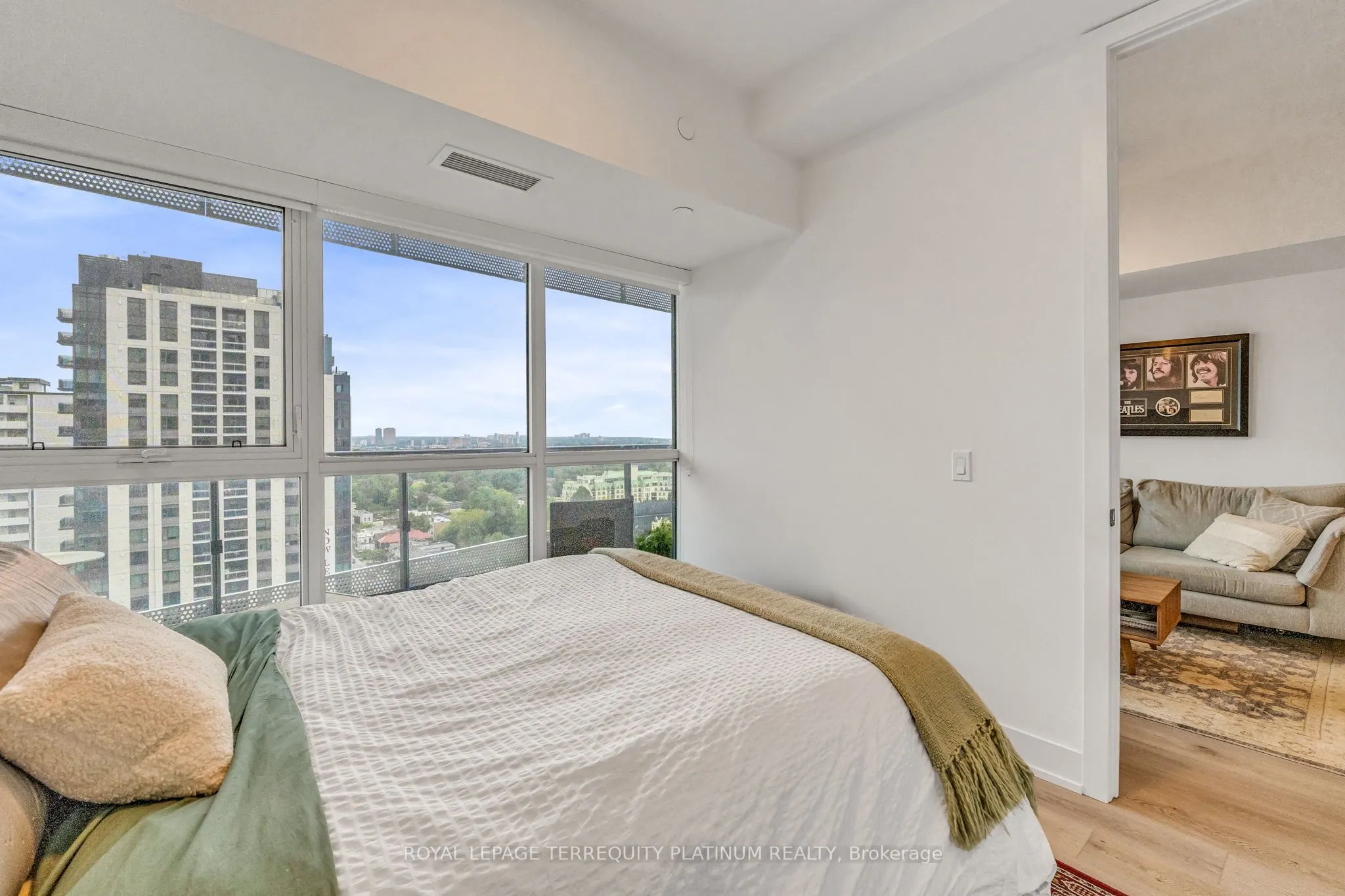 11 Lillian Street, #1410
