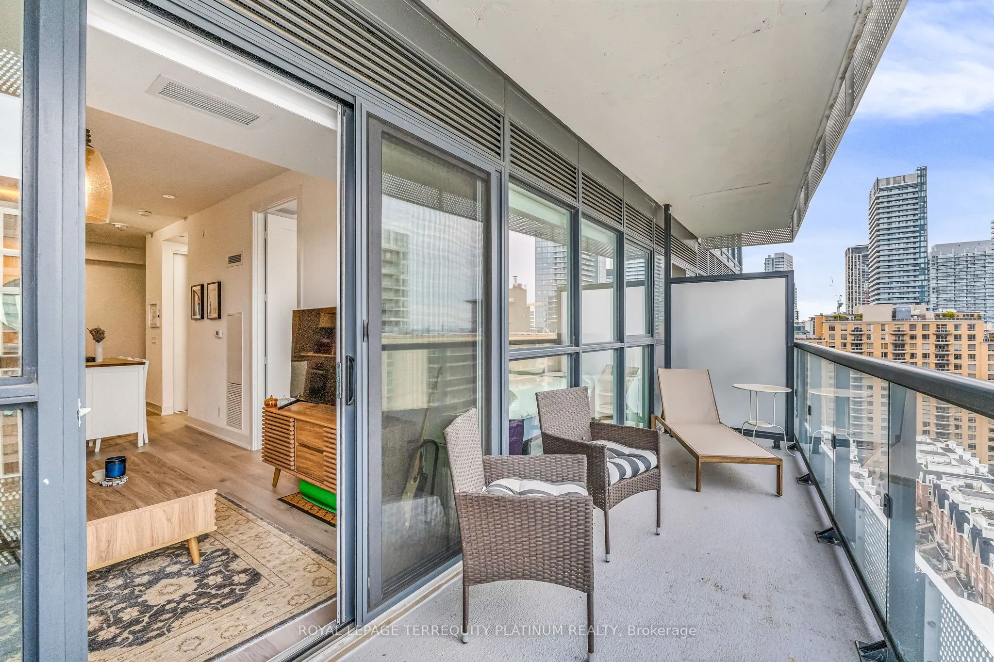 11 Lillian Street, #1410