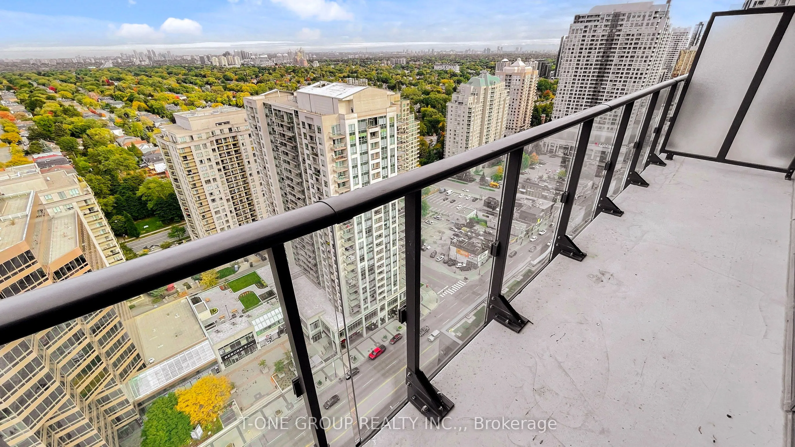 15 Ellerslie Avenue, #2711