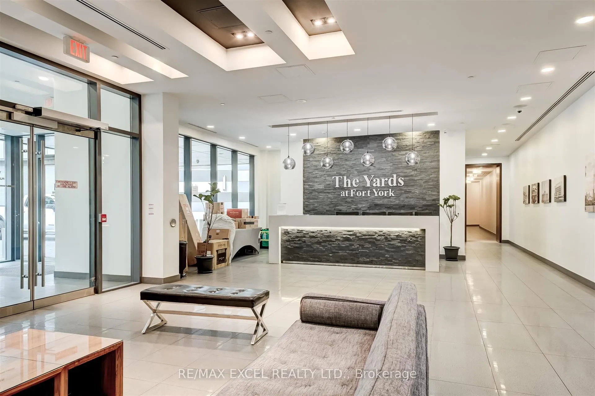 20 Bruyeres Mews, #1703
