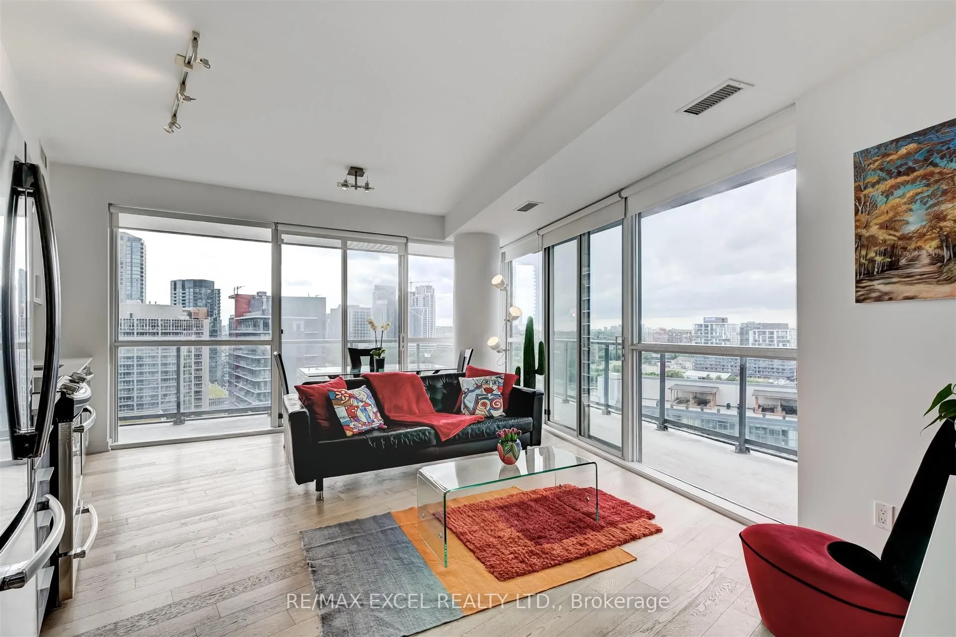 20 Bruyeres Mews, #1703