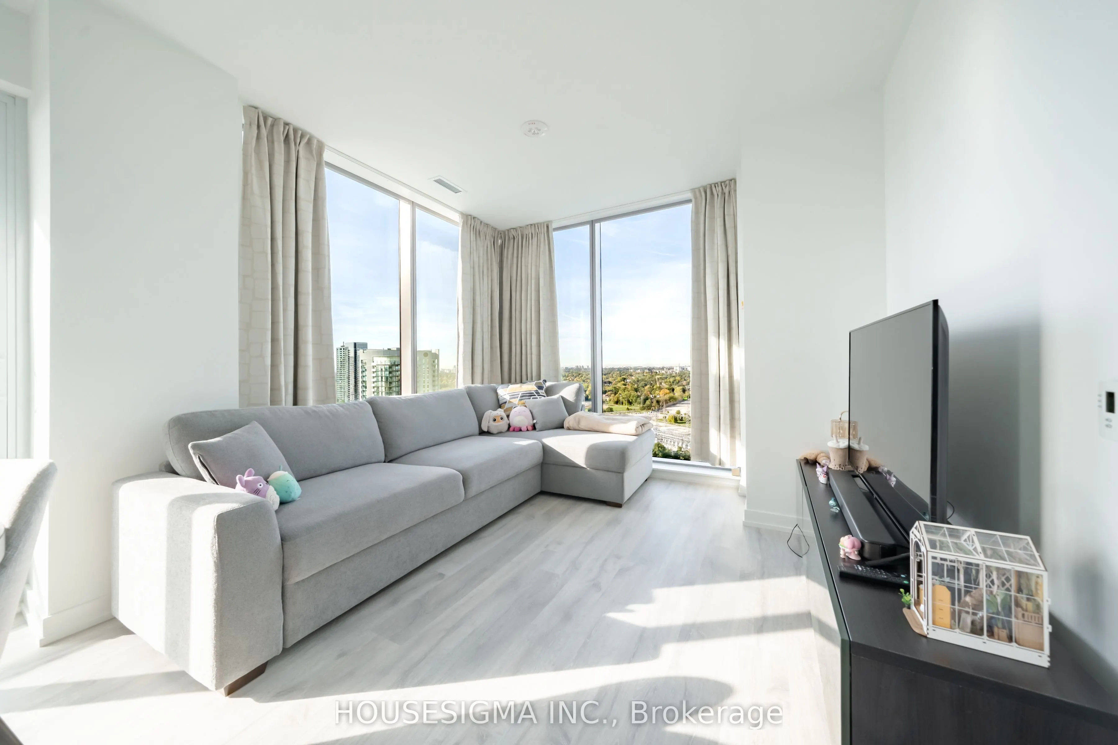 8 Olympic Garden Drive, #2106