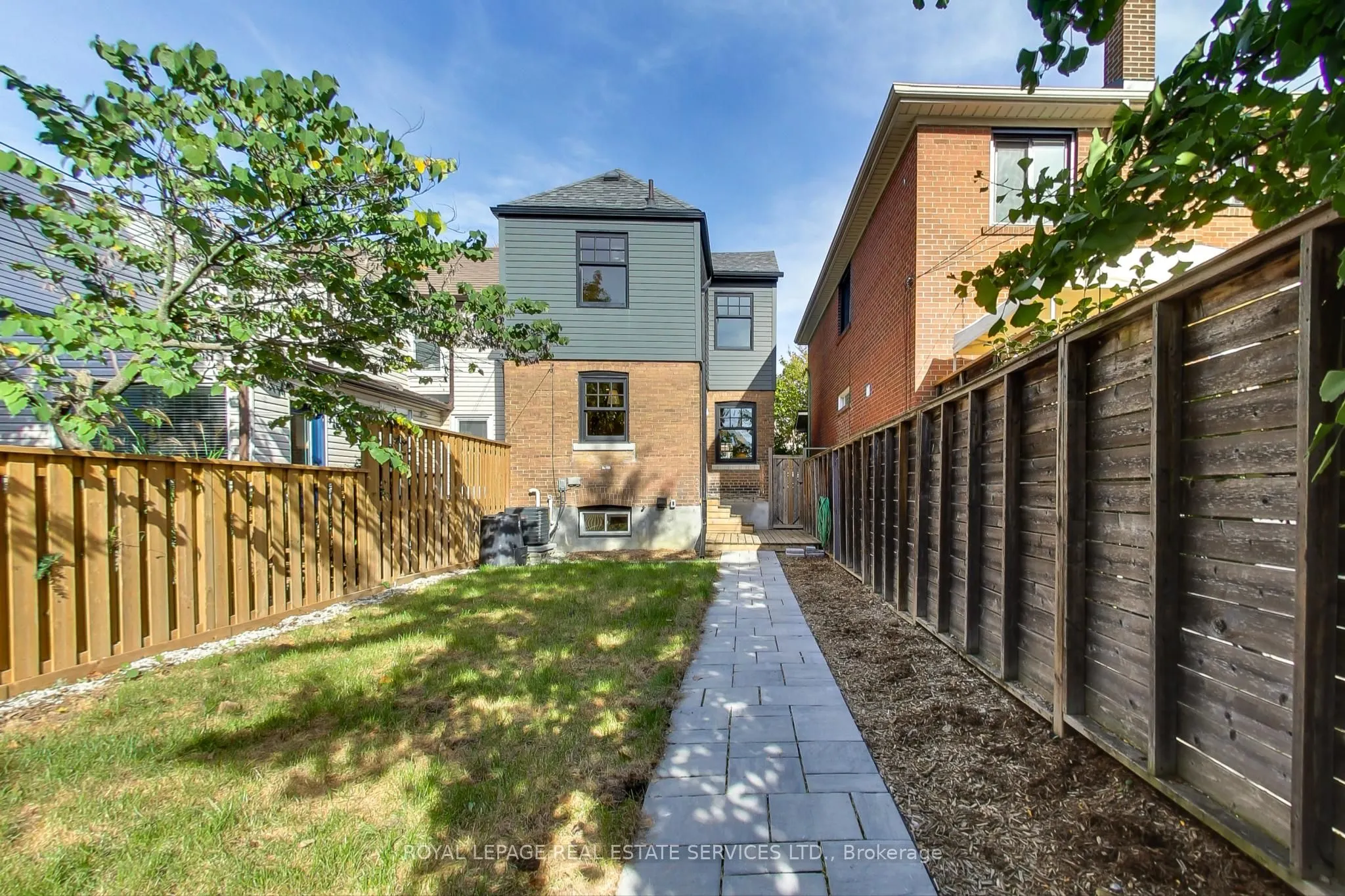 29 Hocken Avenue