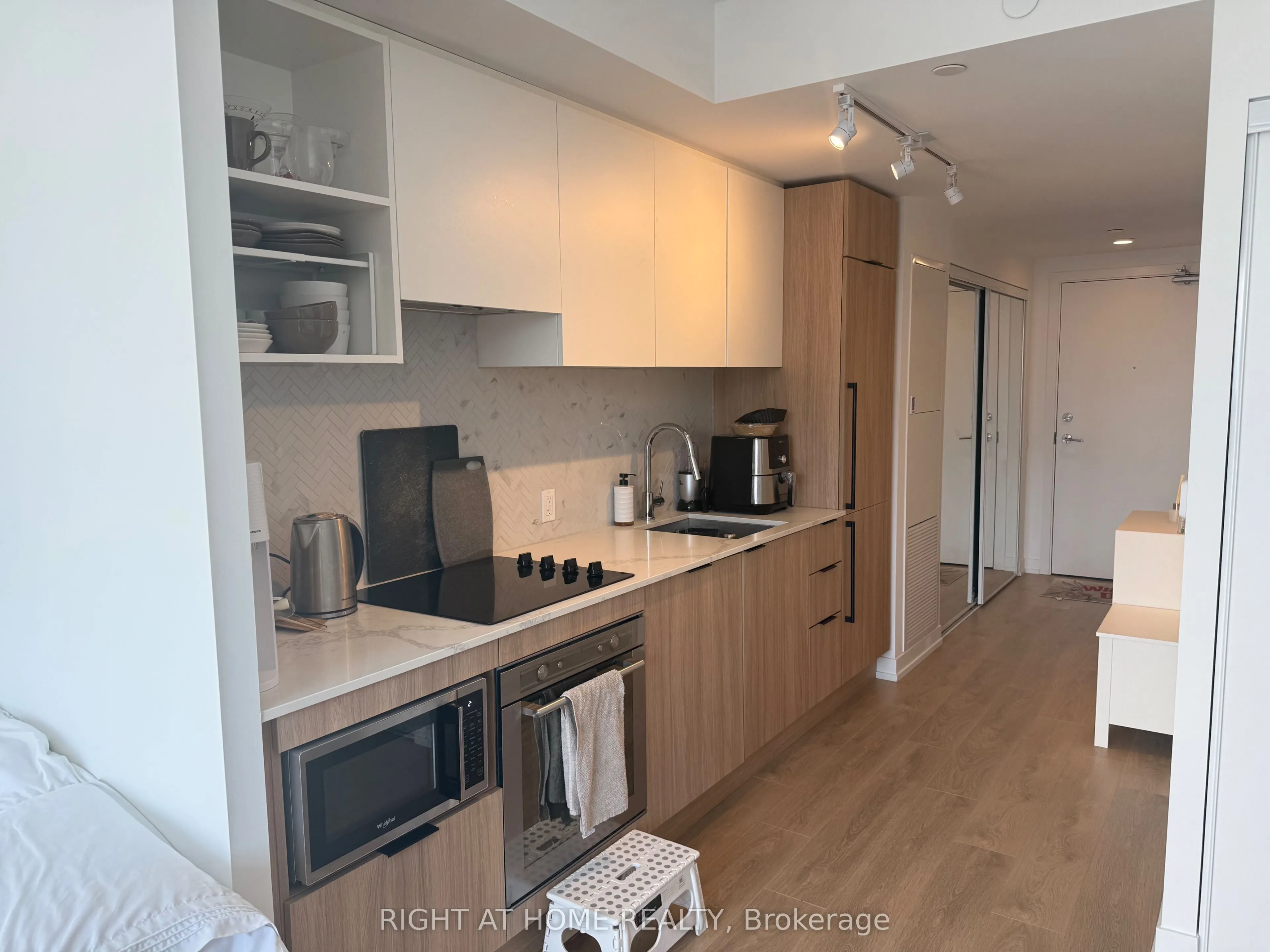 82 Dalhousie Street, #4011