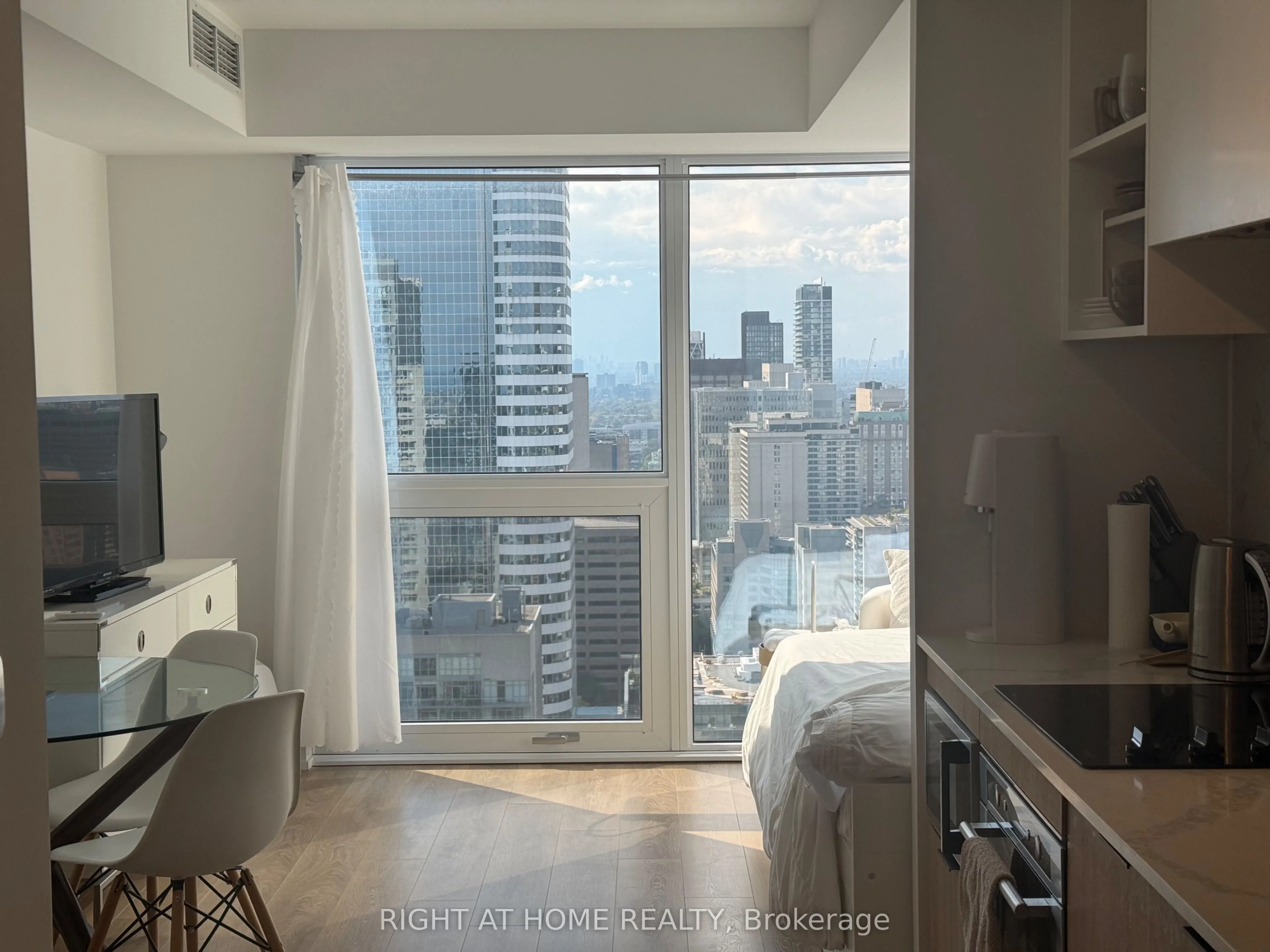 82 Dalhousie Street, #4011