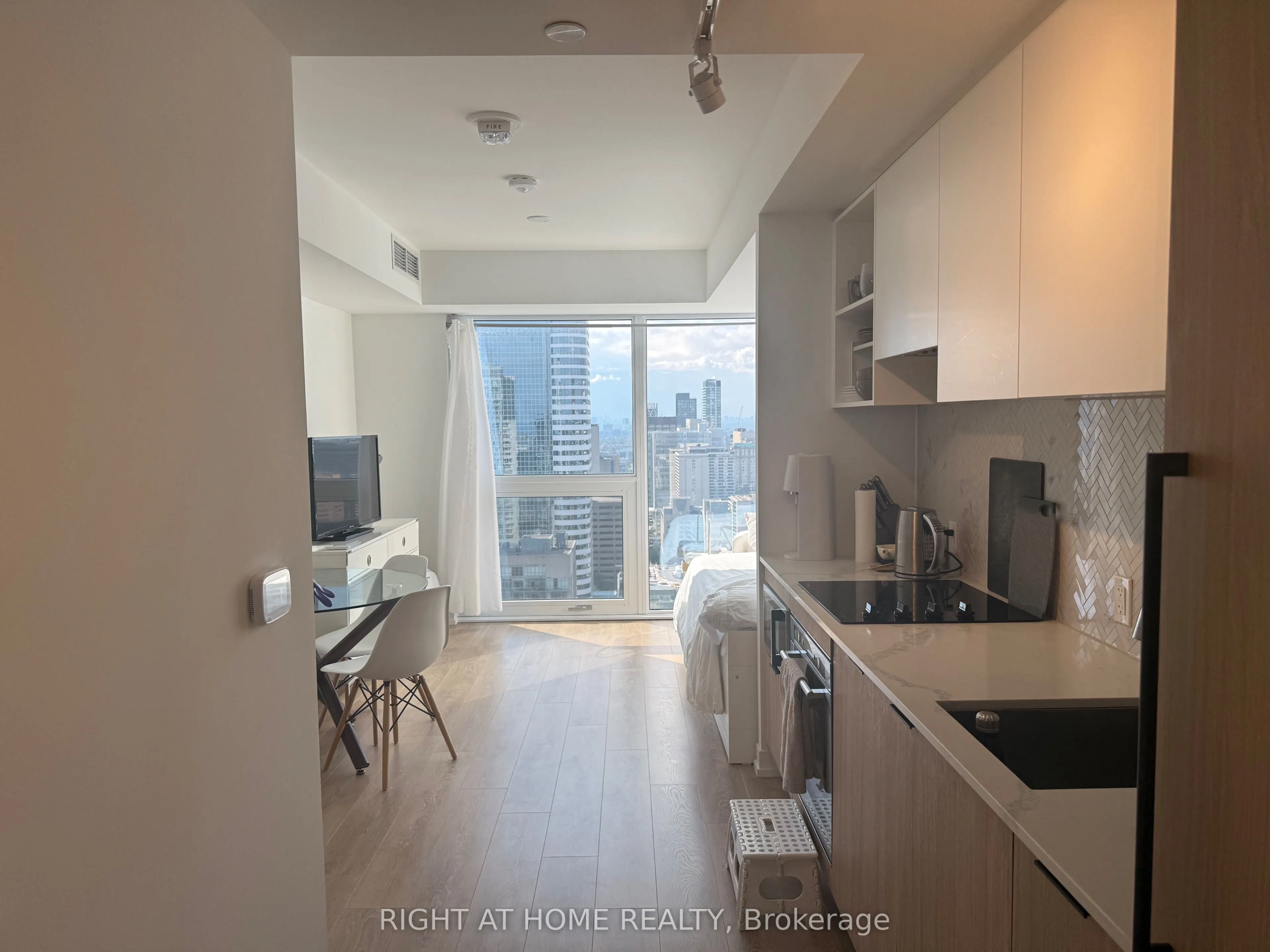 82 Dalhousie Street, #4011