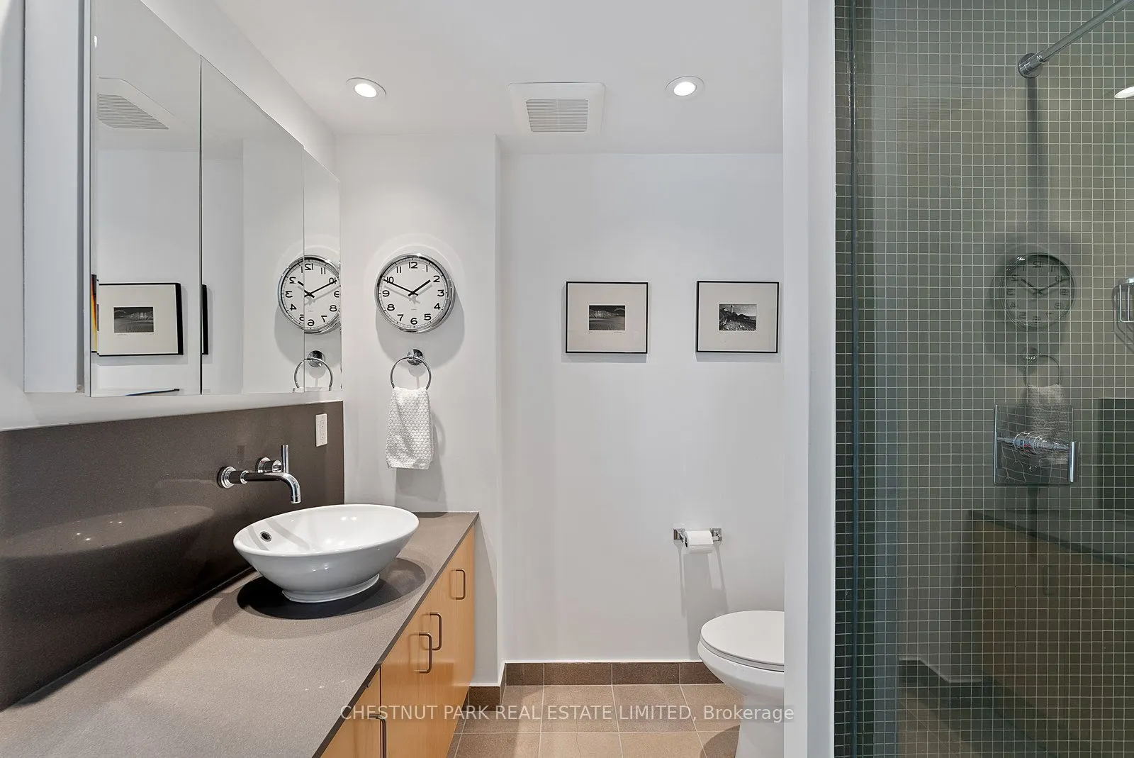 281 Mutual Street, #2502